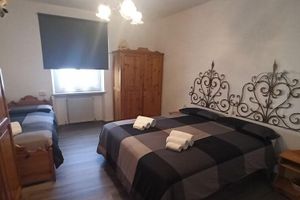 Alquiler Vacacional - Entire apartment in the medieval Gattolini palace in the heart of Venzone