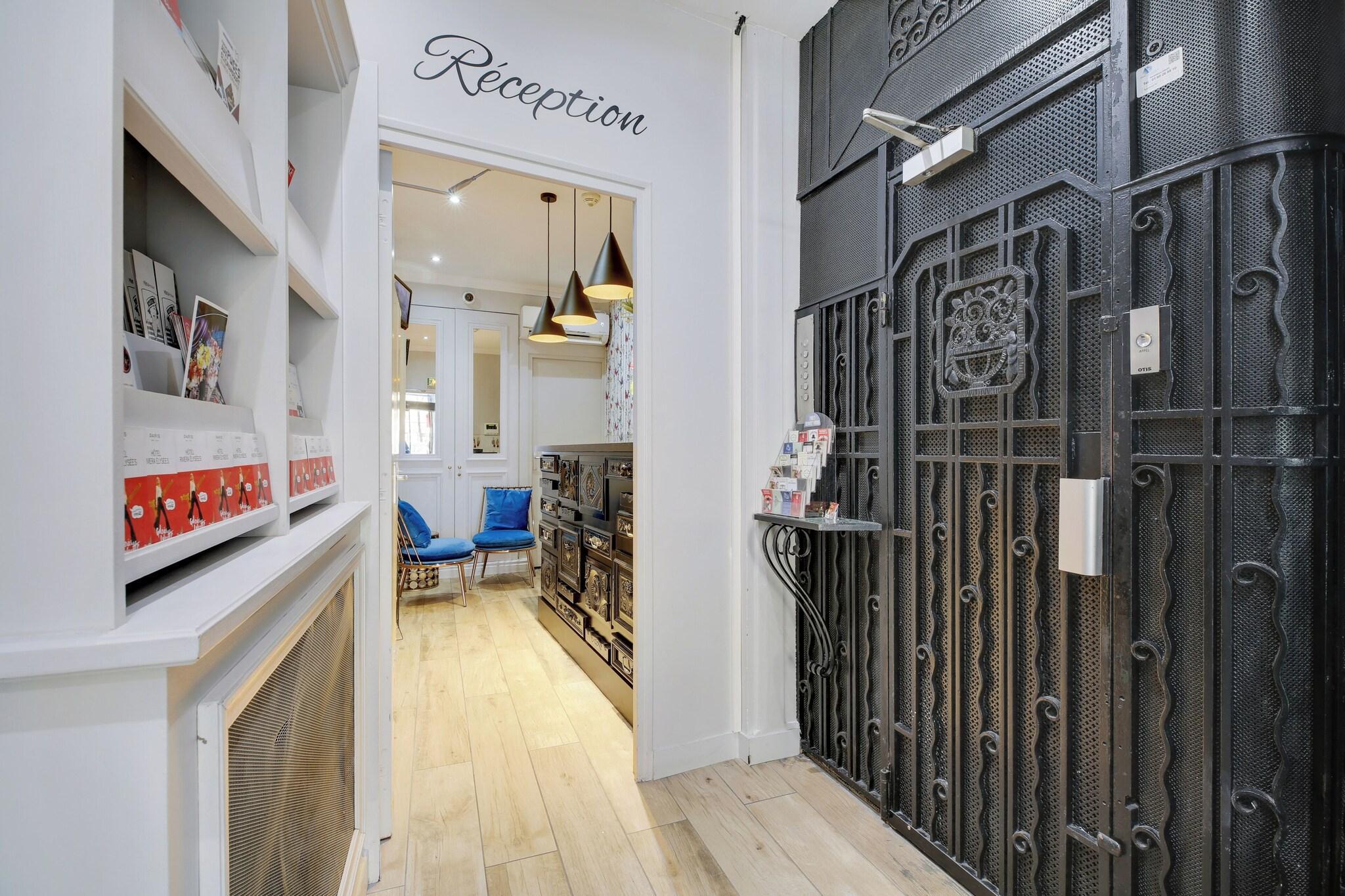 Vista Exterior Hotel Riviera Elysées