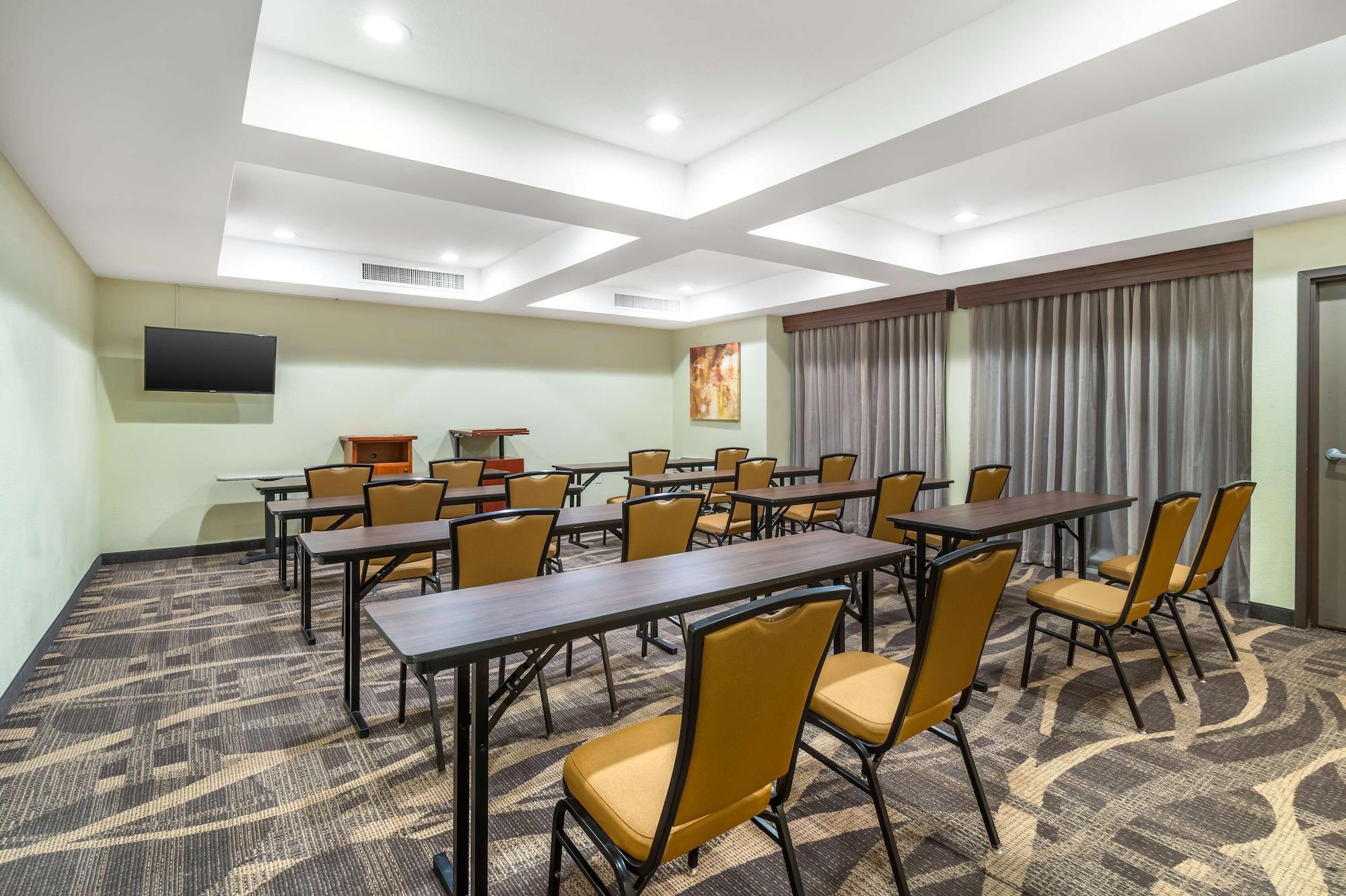Sala de Reuniones Best Western John Muir Inn