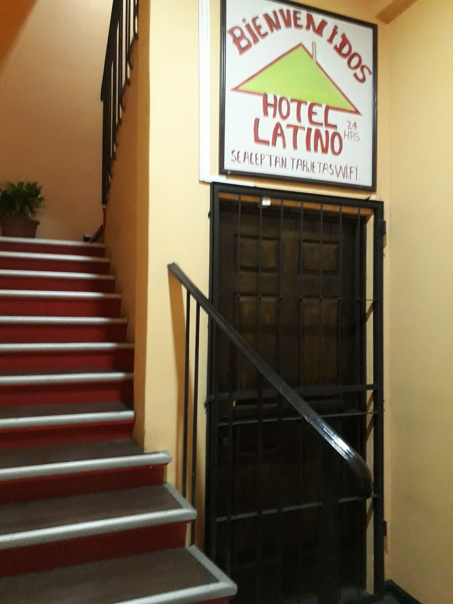 Vista Lobby Hotel Latino