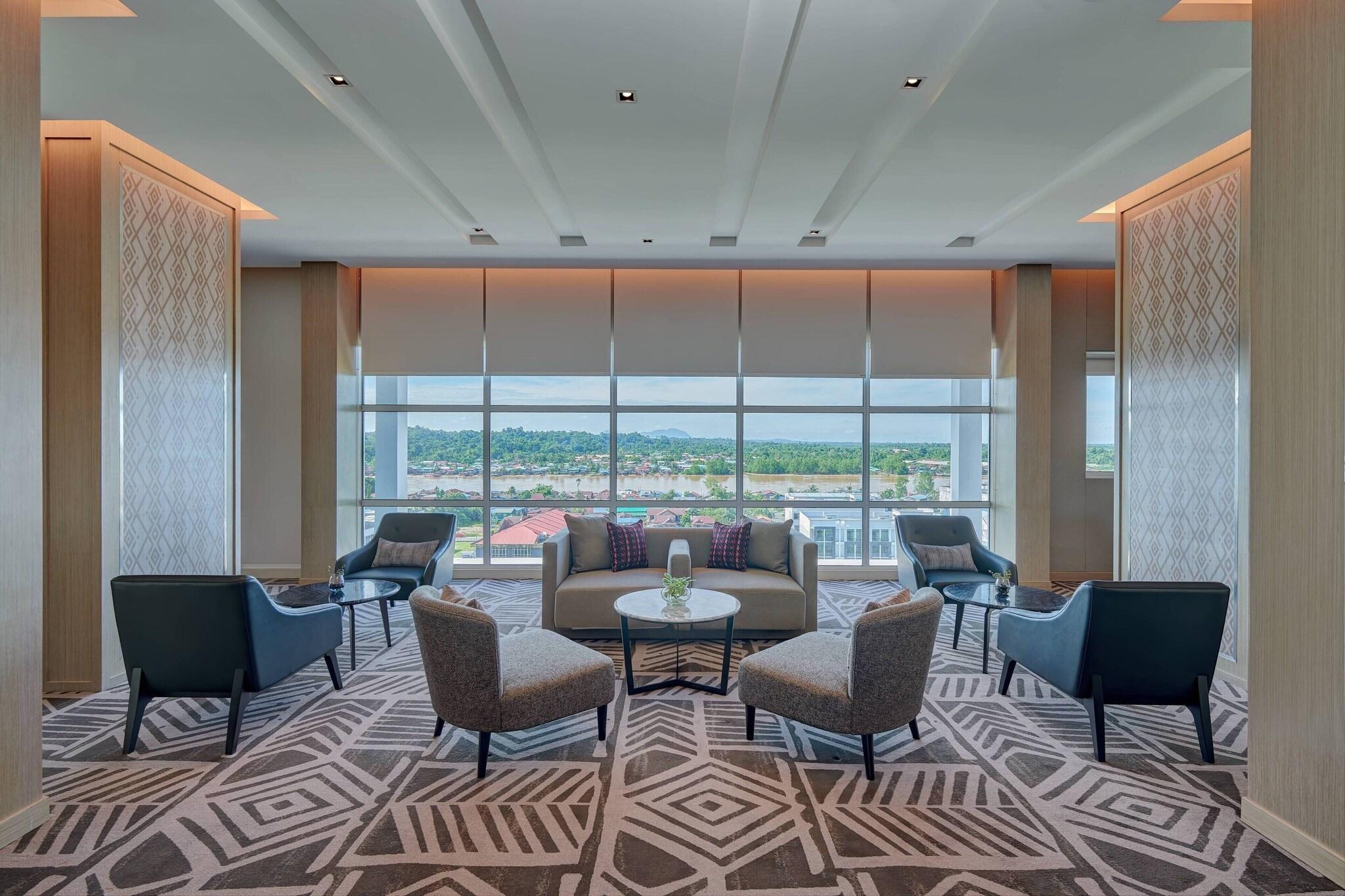 Sala de Reuniones Fairfield by Marriott Bintulu Paragon