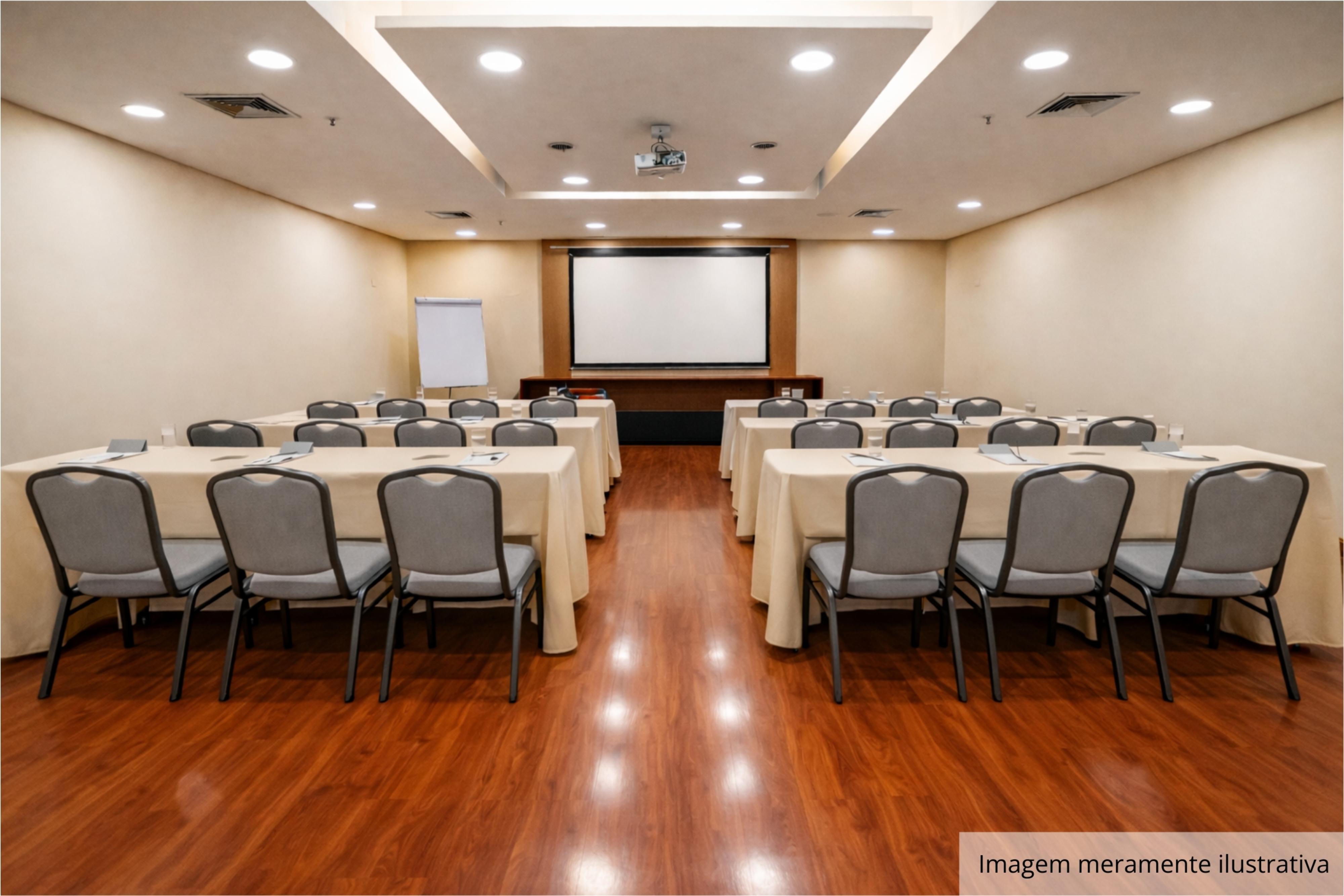 Sala de Reuniones Hotel Intercity Campinas