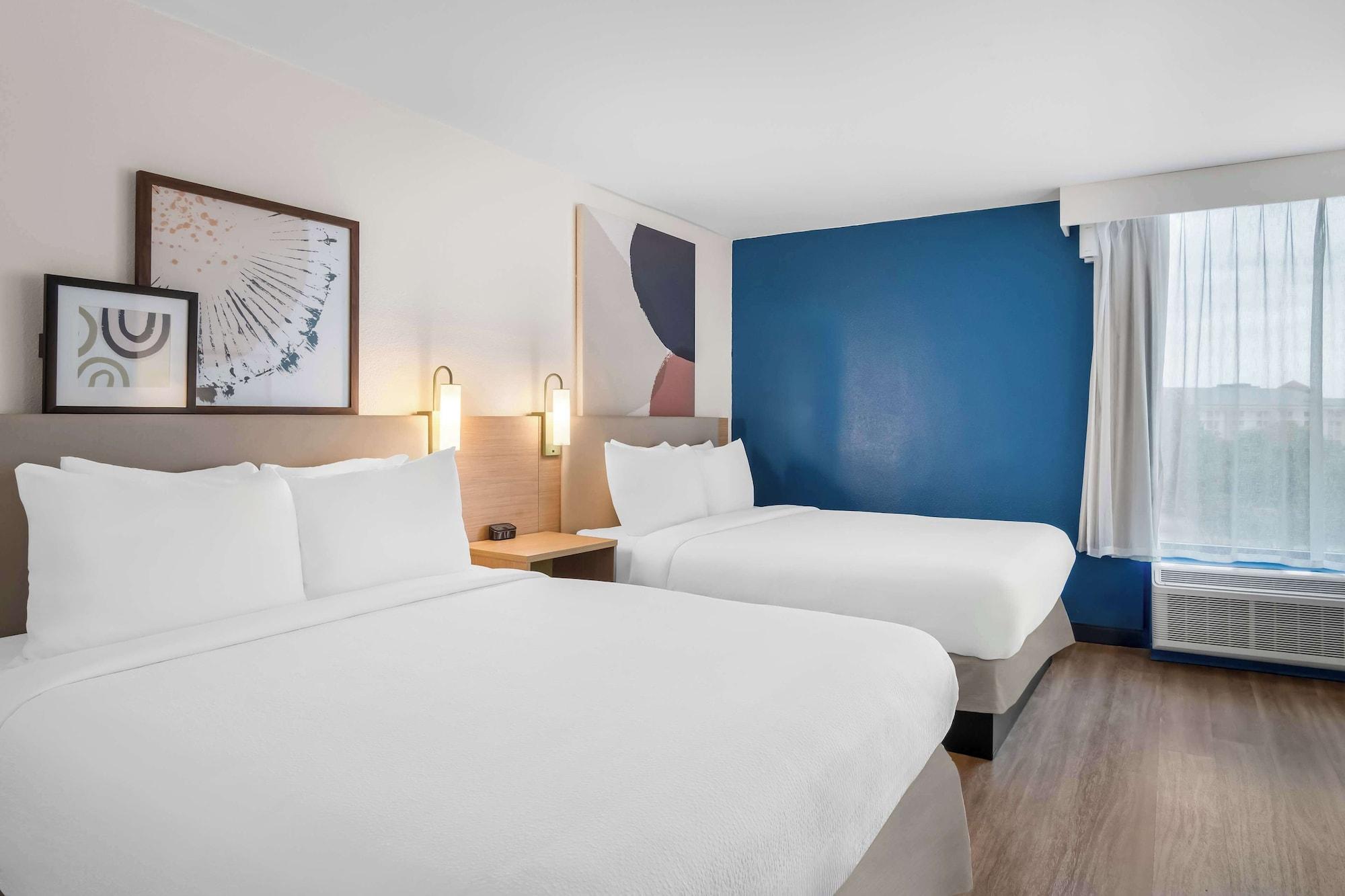 Habitación Spark by Hilton Richardson Dallas