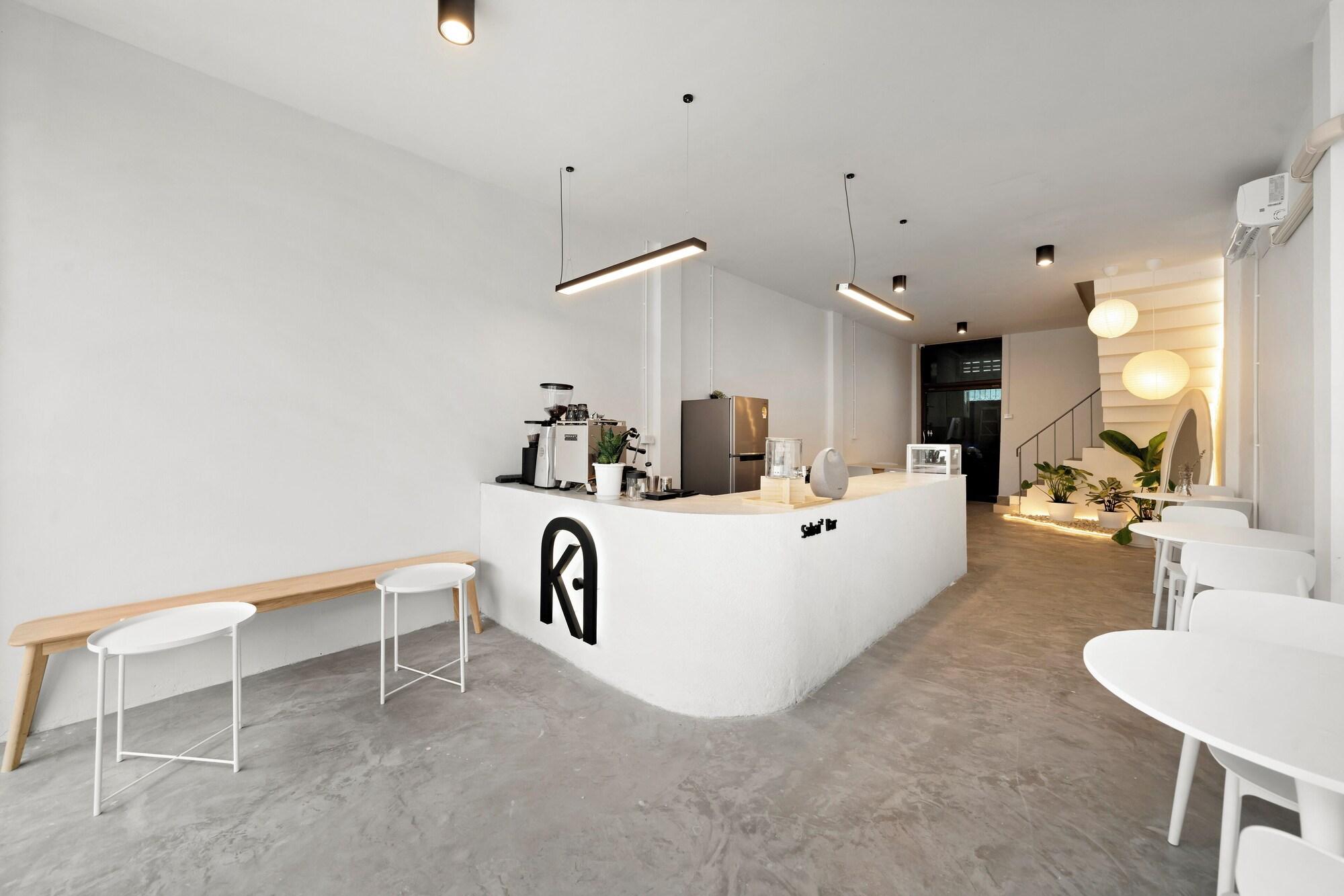 Bar/Salón Kuha Phuket Old Town