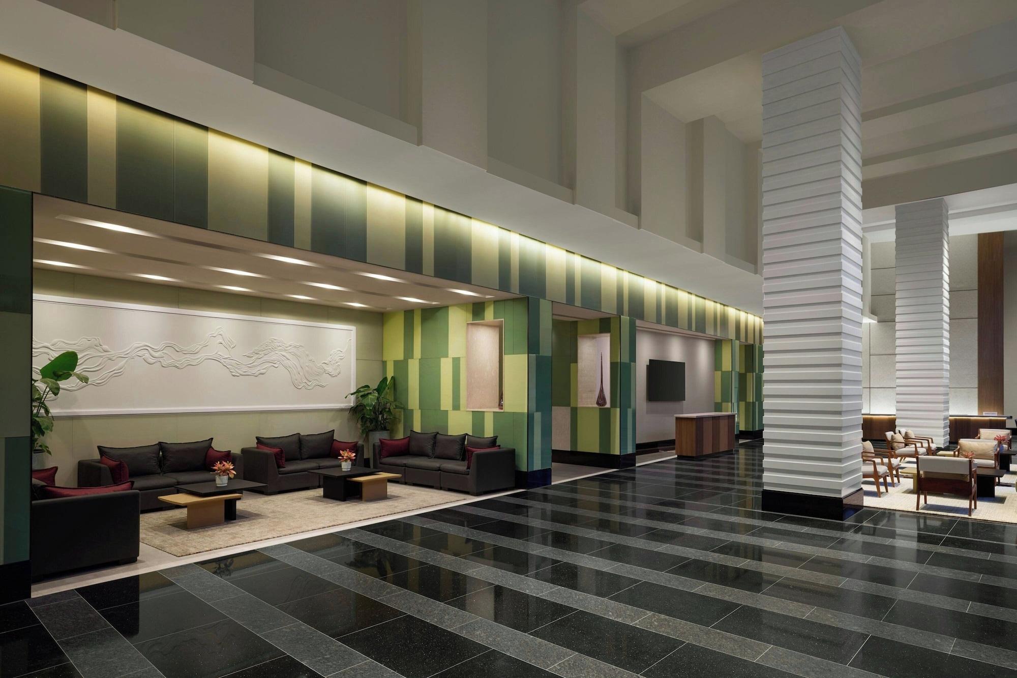 Vista Lobby Courtyard by Marriott Hyderabad