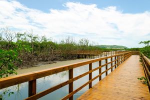 Alquiler Vacacional - Casa em Condom nio Fechado c Wi-fi a 150m da Praia