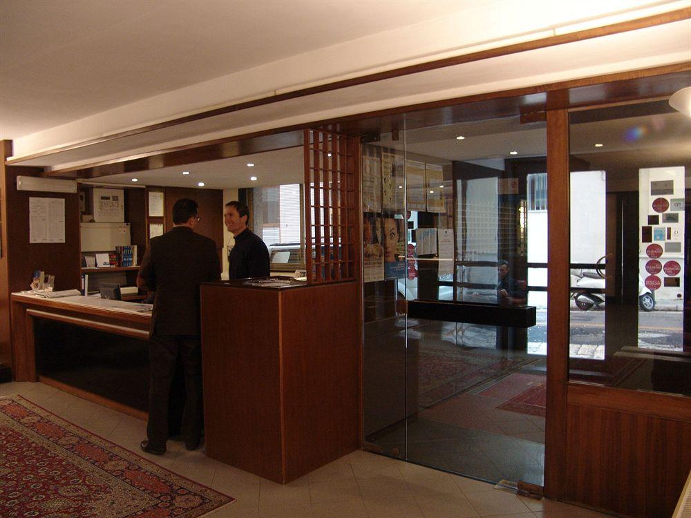 Vista do lobby Barsotti Hotel
