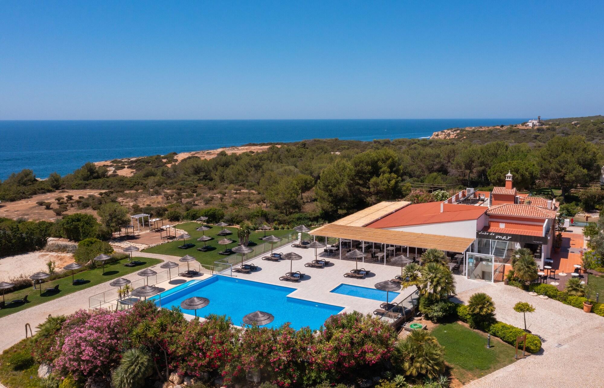 Vista Exterior Vila Alba Resort
