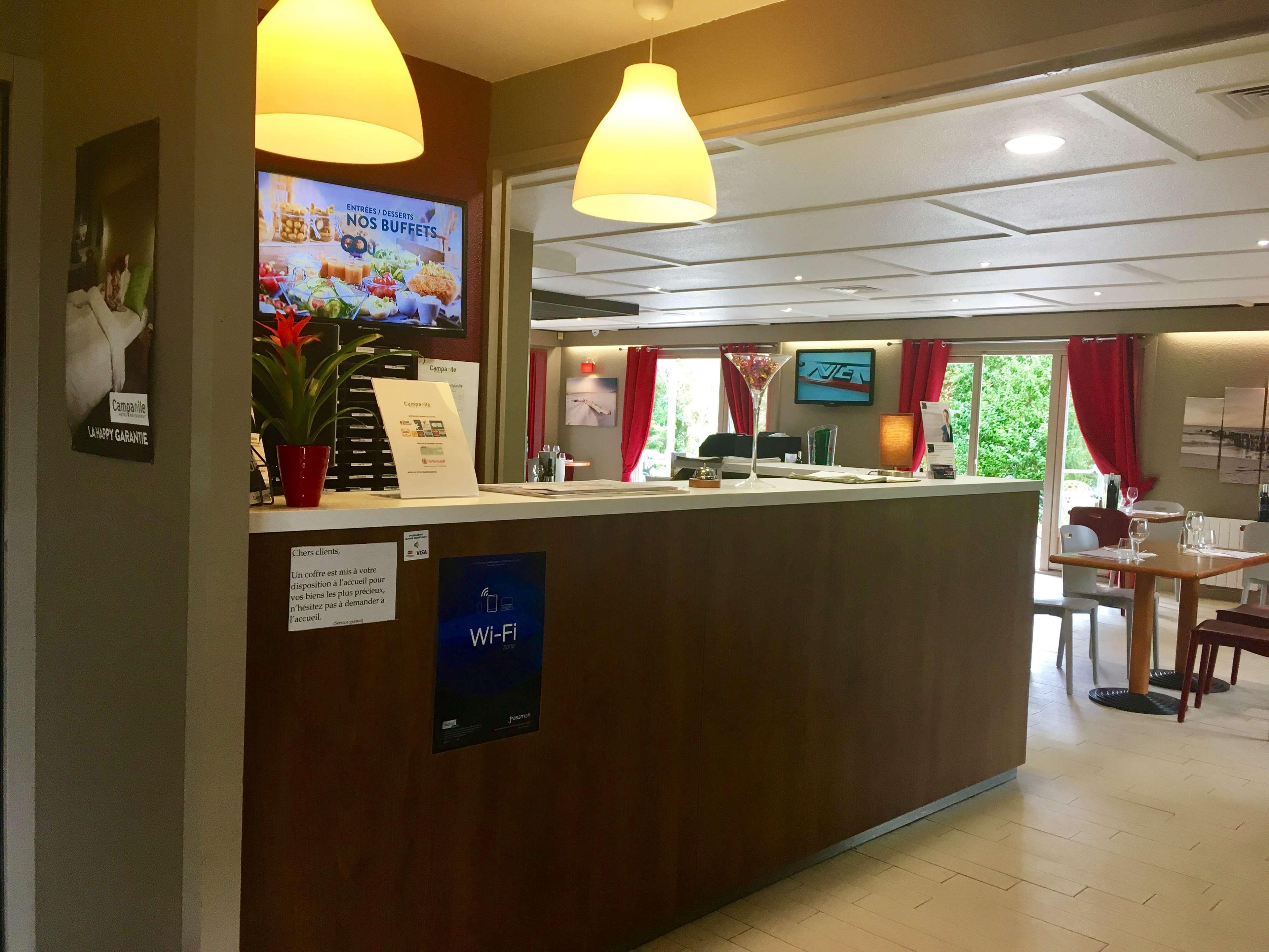 Vista Lobby Campanile Villeneuve Sur Lot Pujols