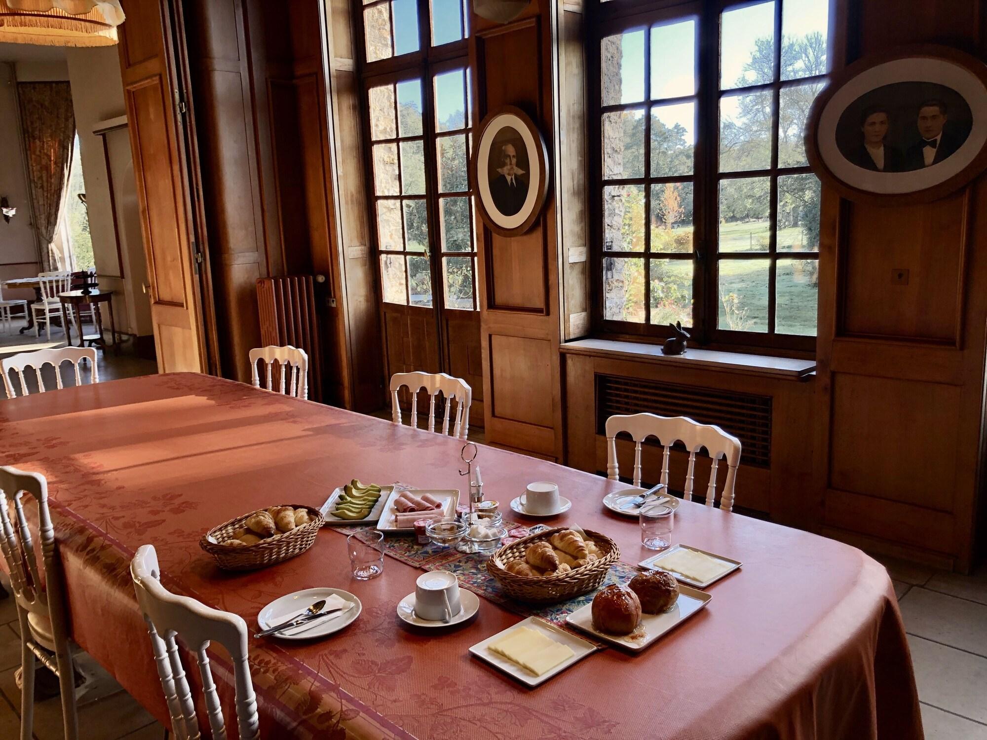 Restaurant Le Logis D'arniere