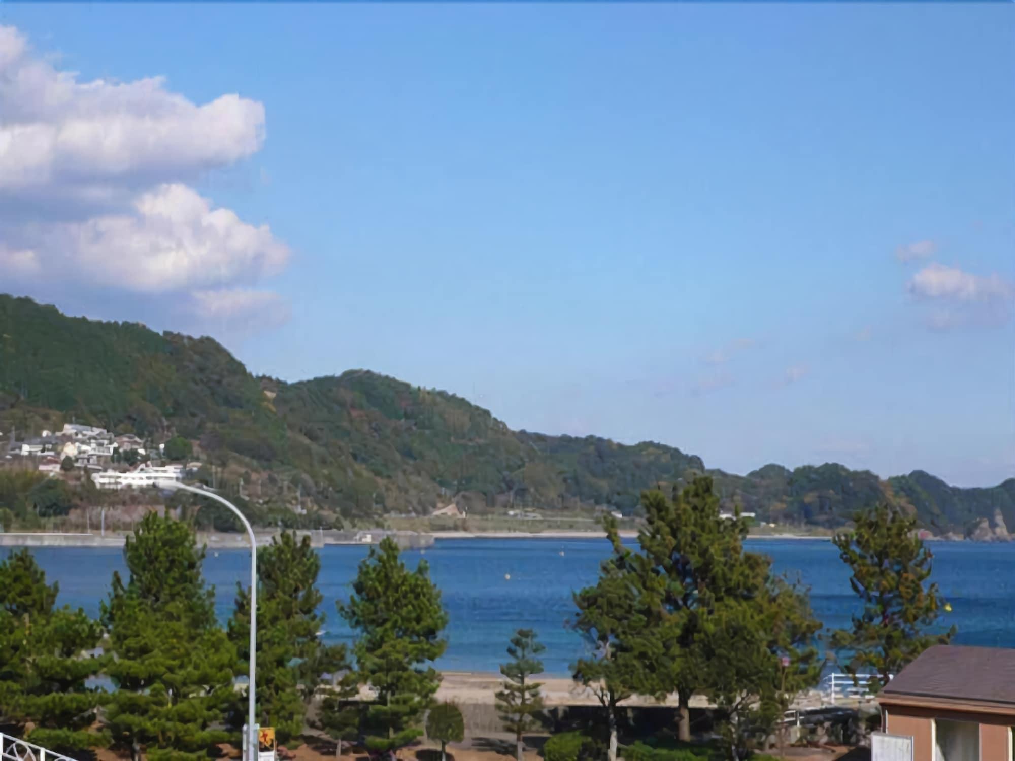 Playa Pal's Inn Katsuura