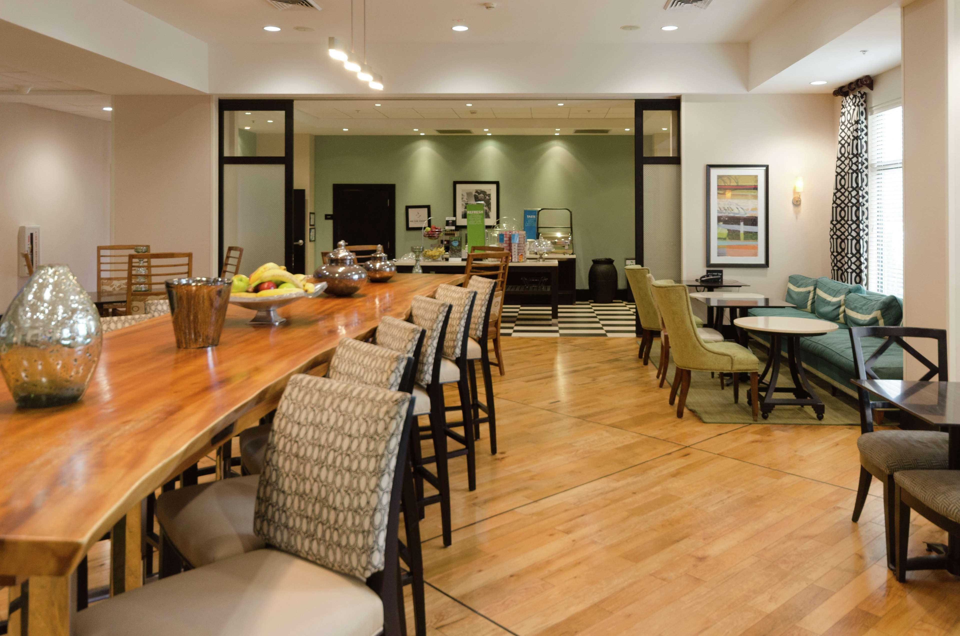 Restaurant Hampton Inn Hickory