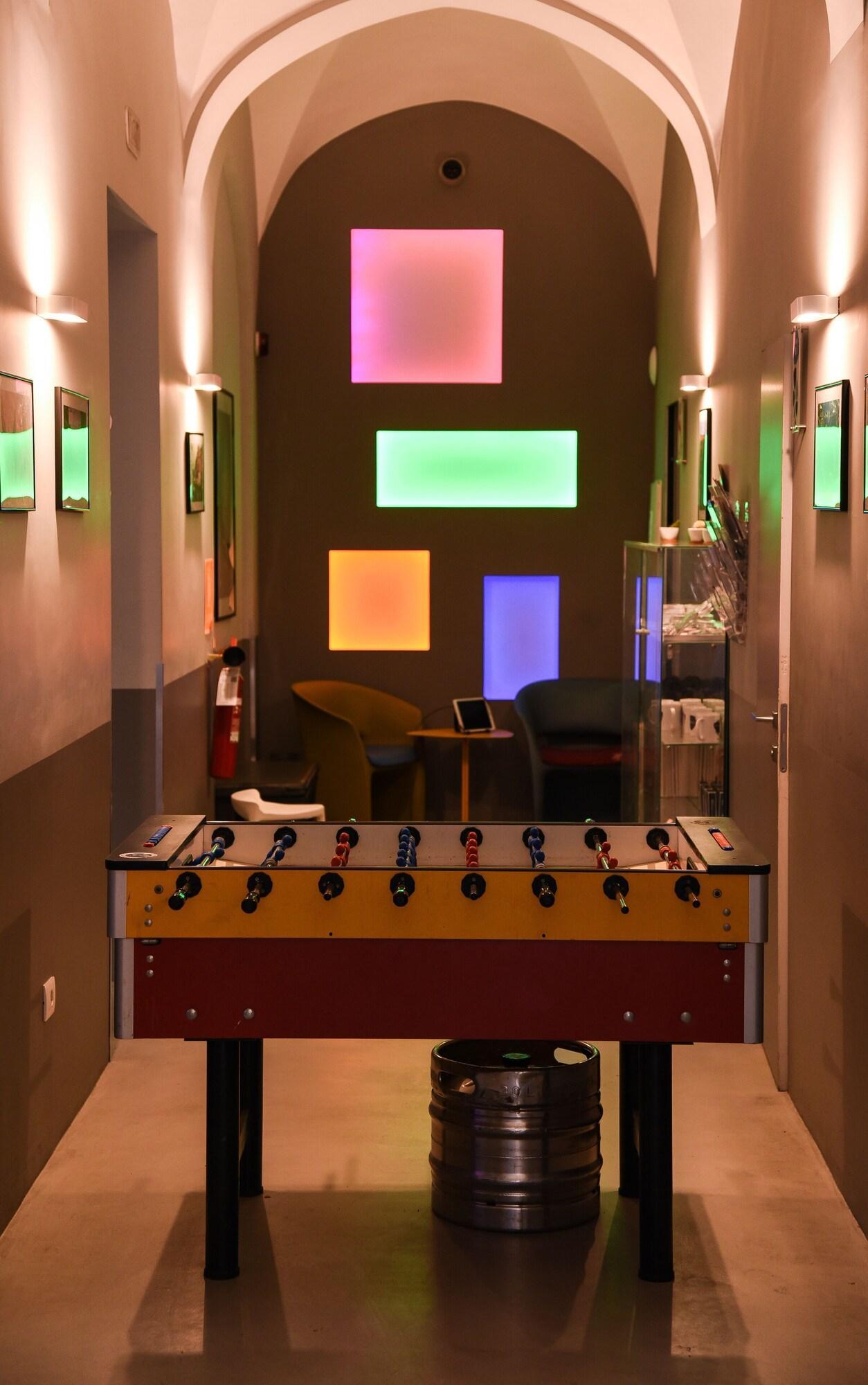 Instalaciones Recreativas Babila Hostel & Bistrot