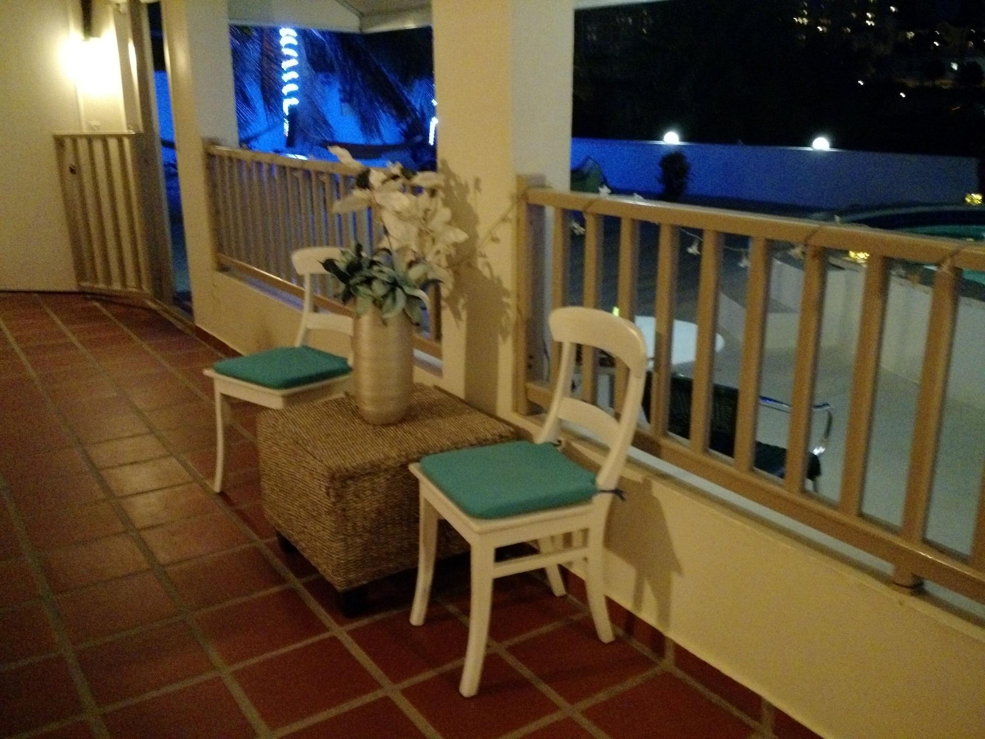 Vista Lobby Karibu Aruba Boutique Hotel