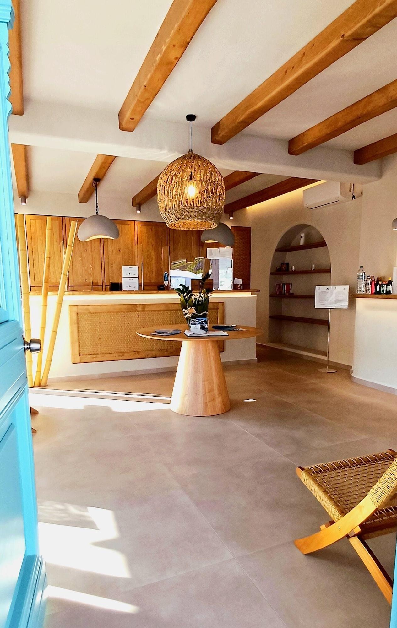 Vista Lobby Sunrise Village