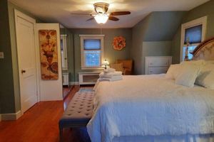 Alquiler Vacacional - The Benton House- 6 Beds- minutes to Dartmouth