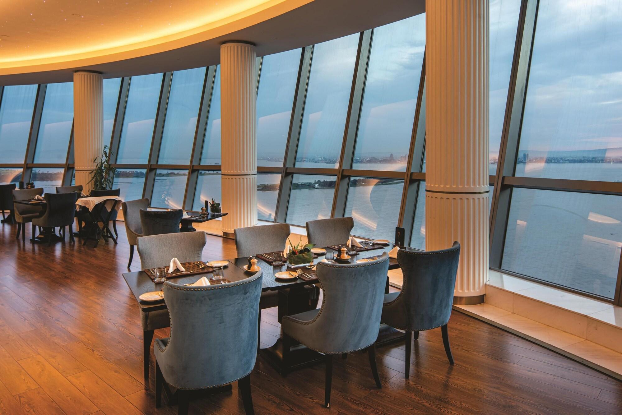Restaurant Hilton Brazzaville Les Tours Jumelles Hotel & Residences