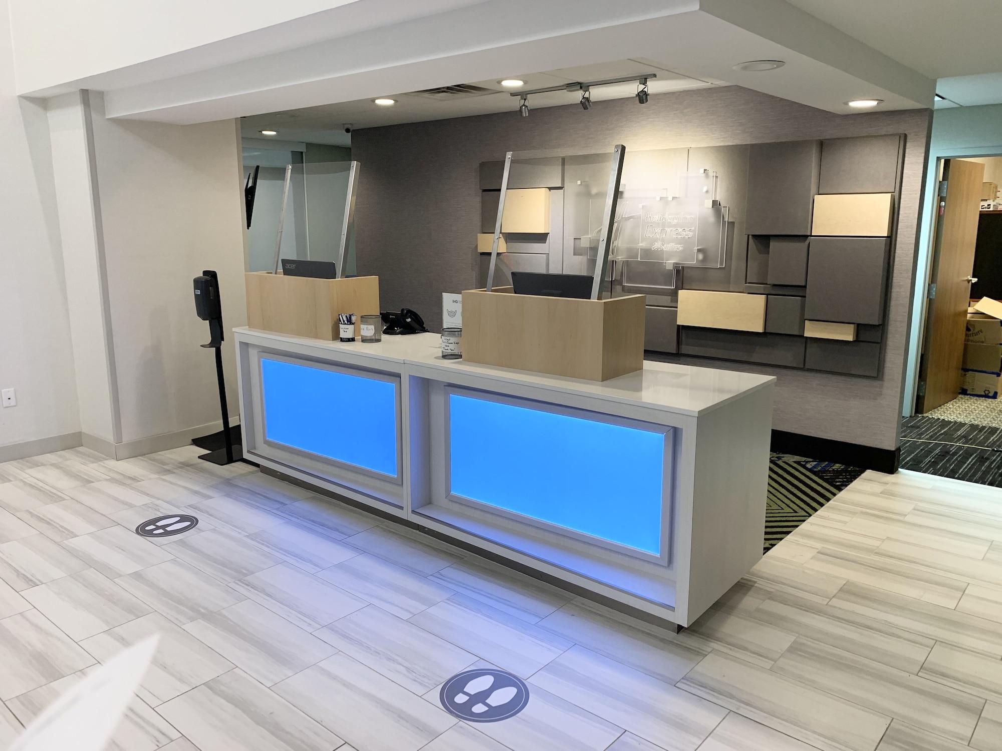 Vista Lobby Holiday Inn Express And Suites Longview North by IHG