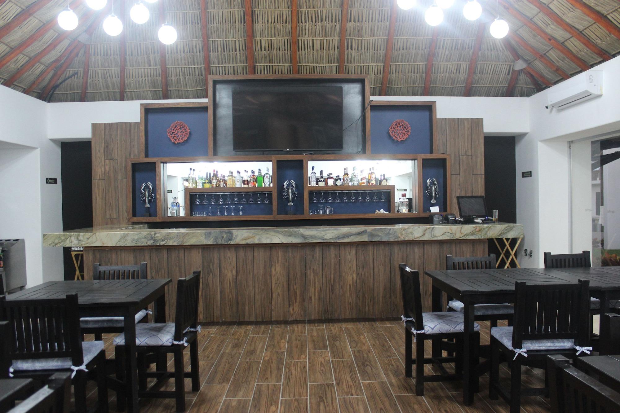 Bar/Salón Hotel Celin