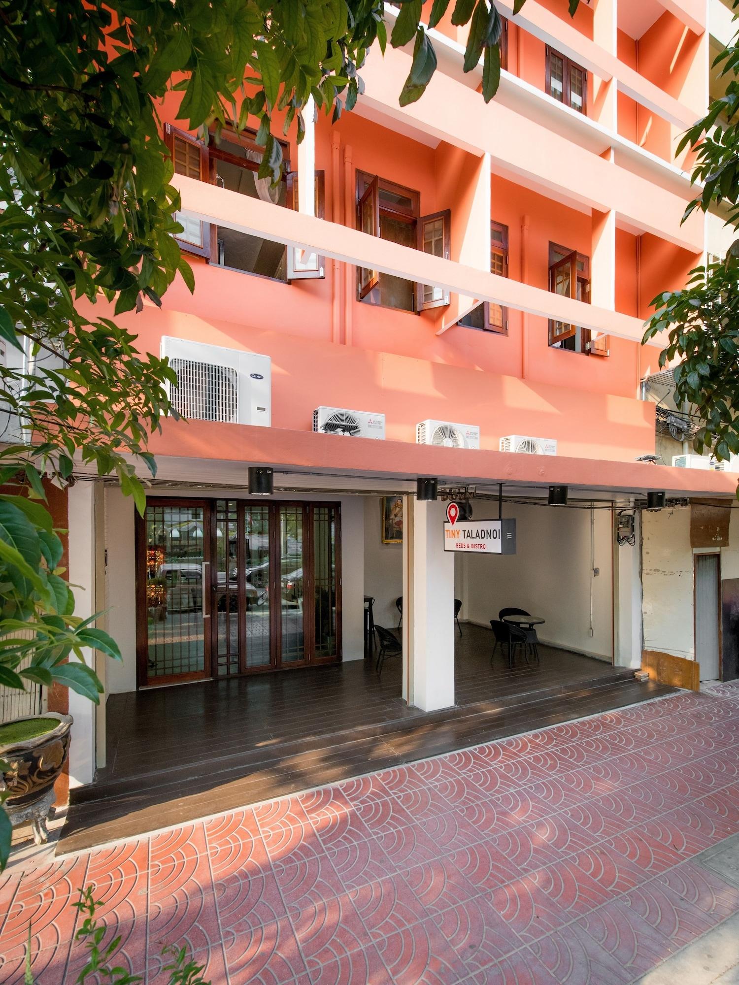 Vista Exterior Tiny Taladnoi Hostel