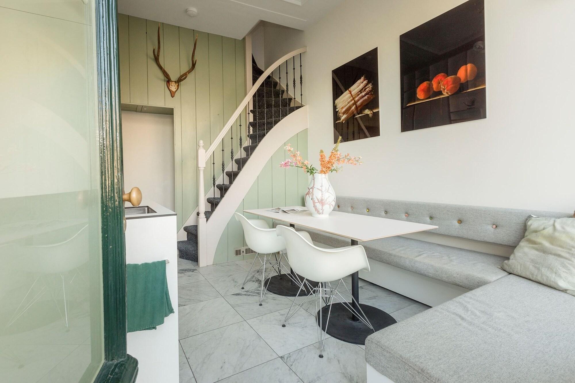 Vista Lobby Red Ox - Super Central Canal View Rooms