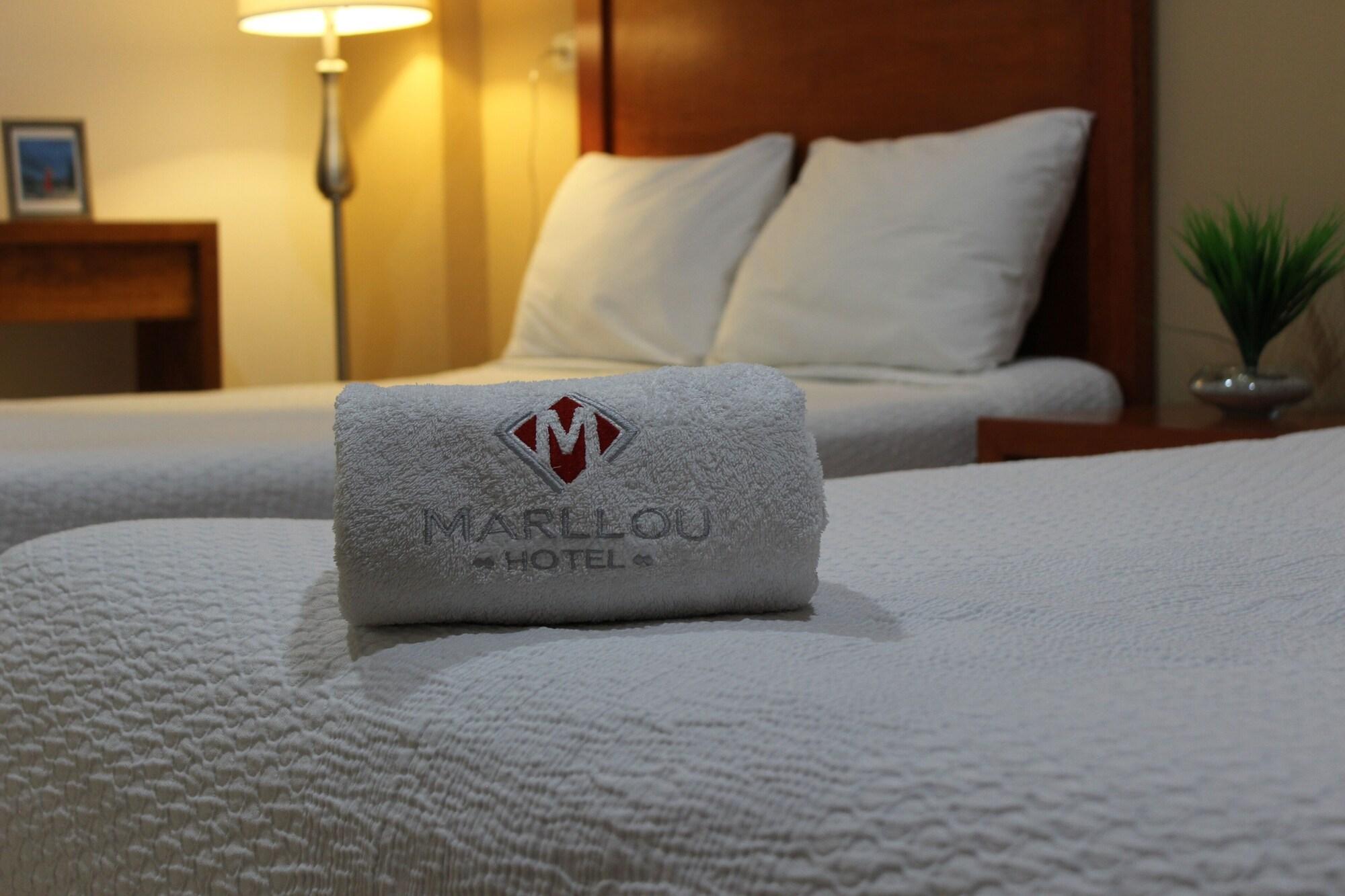 Varios Hotel Marllou