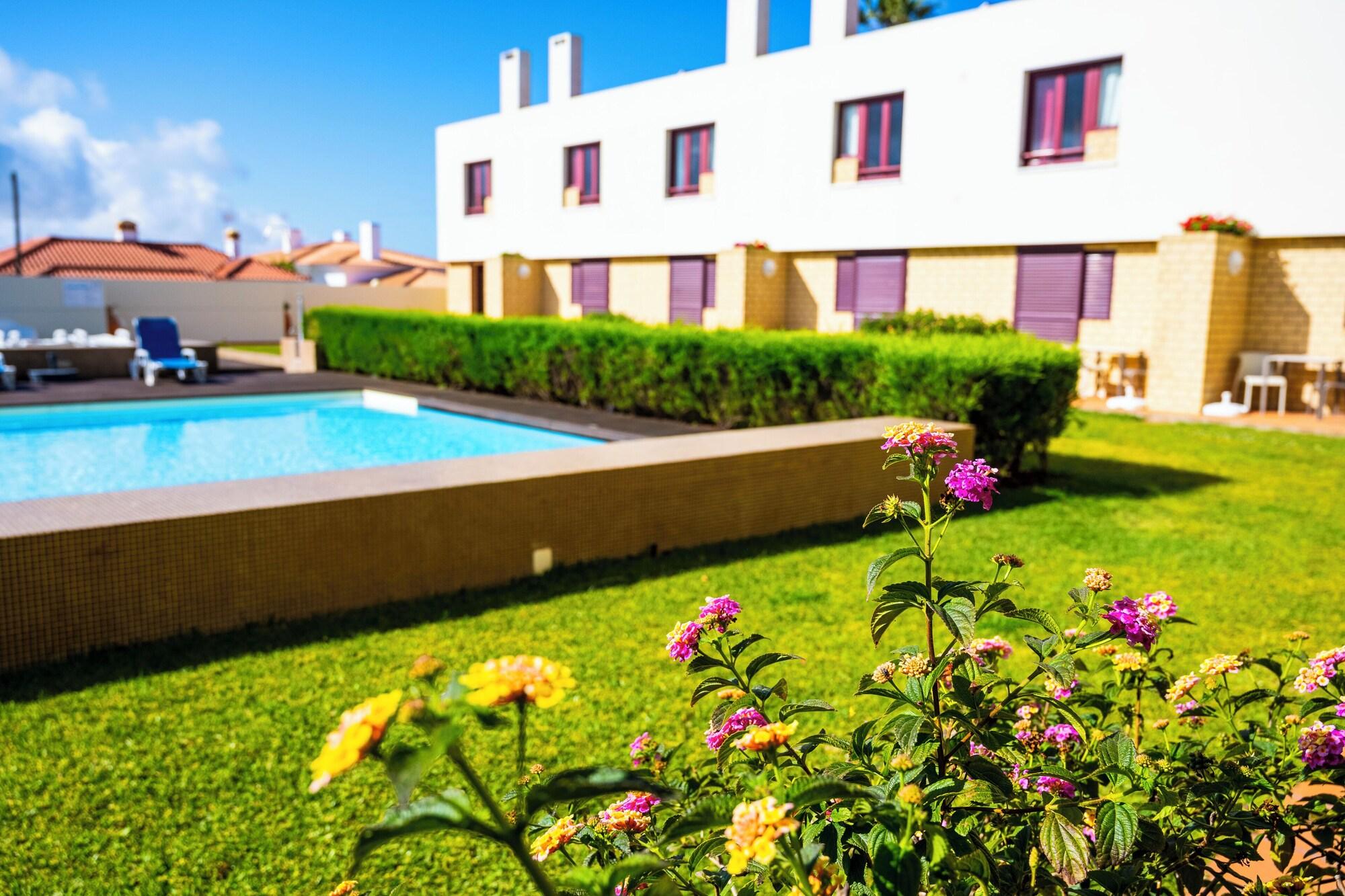 Varios Hotel Apartamento Porto Côvo