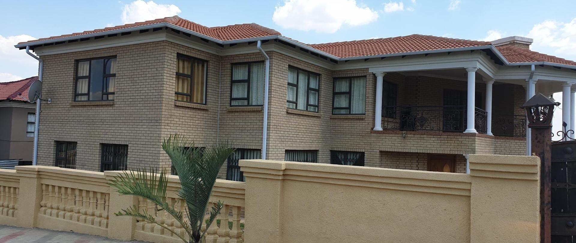 Varios Kwa-Mosele BnB