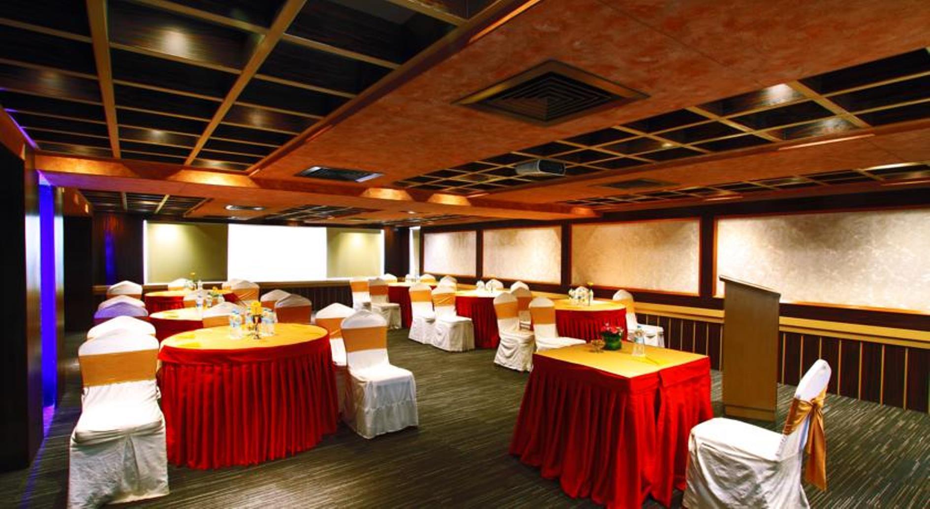 Centro de Negocios Iris - The Business Hotel and Spa