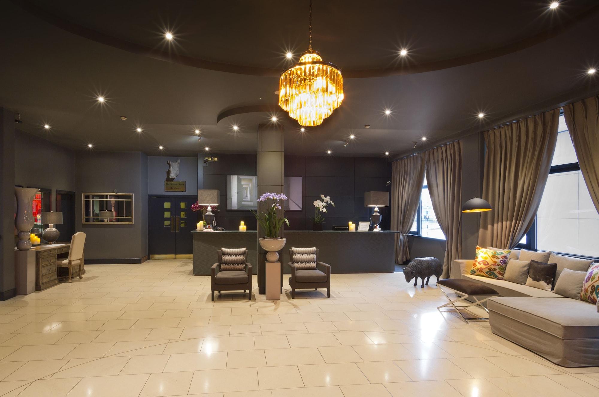 Vista Lobby Limerick City Hotel