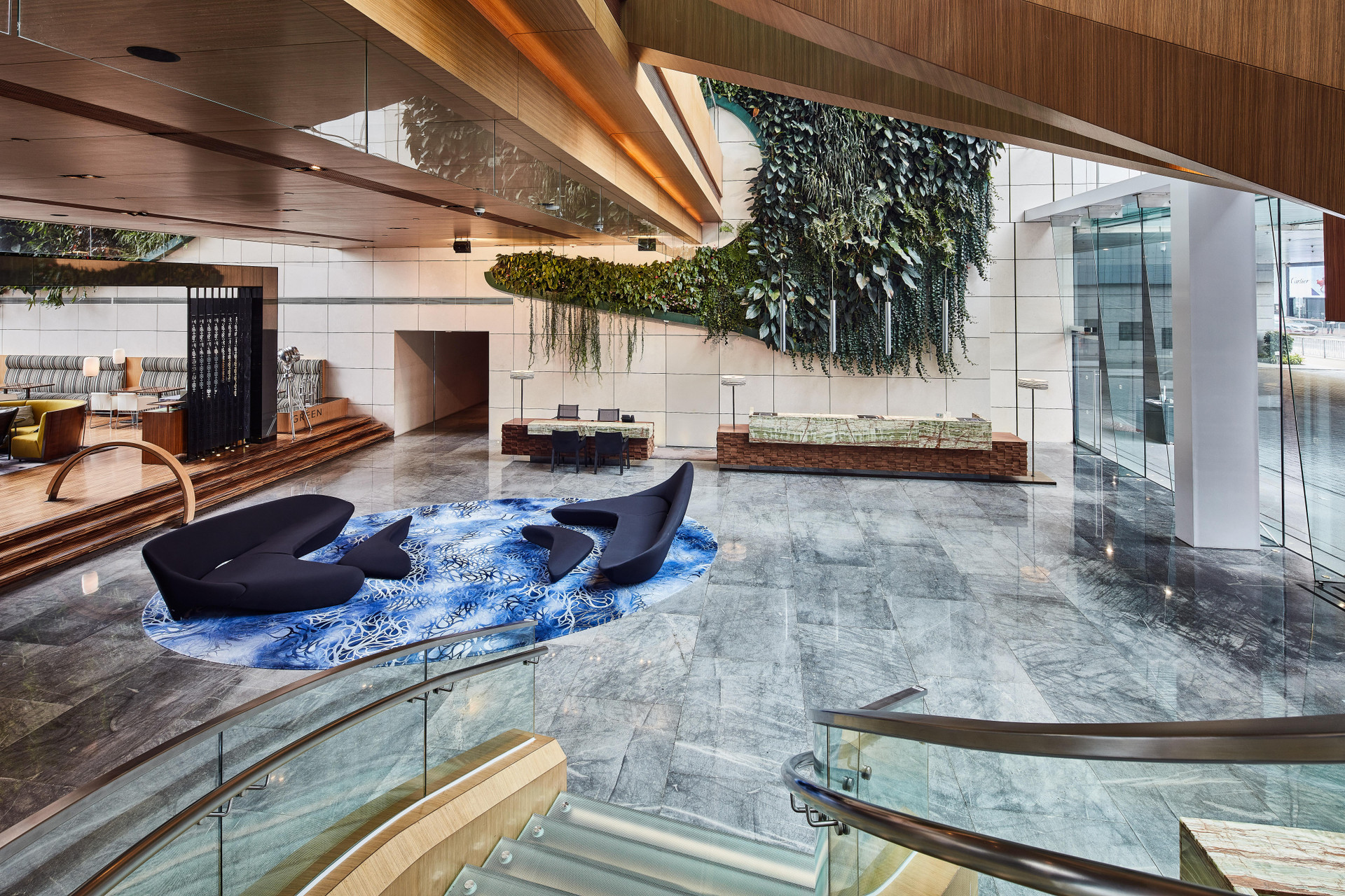 Vista Lobby Hotel ICON