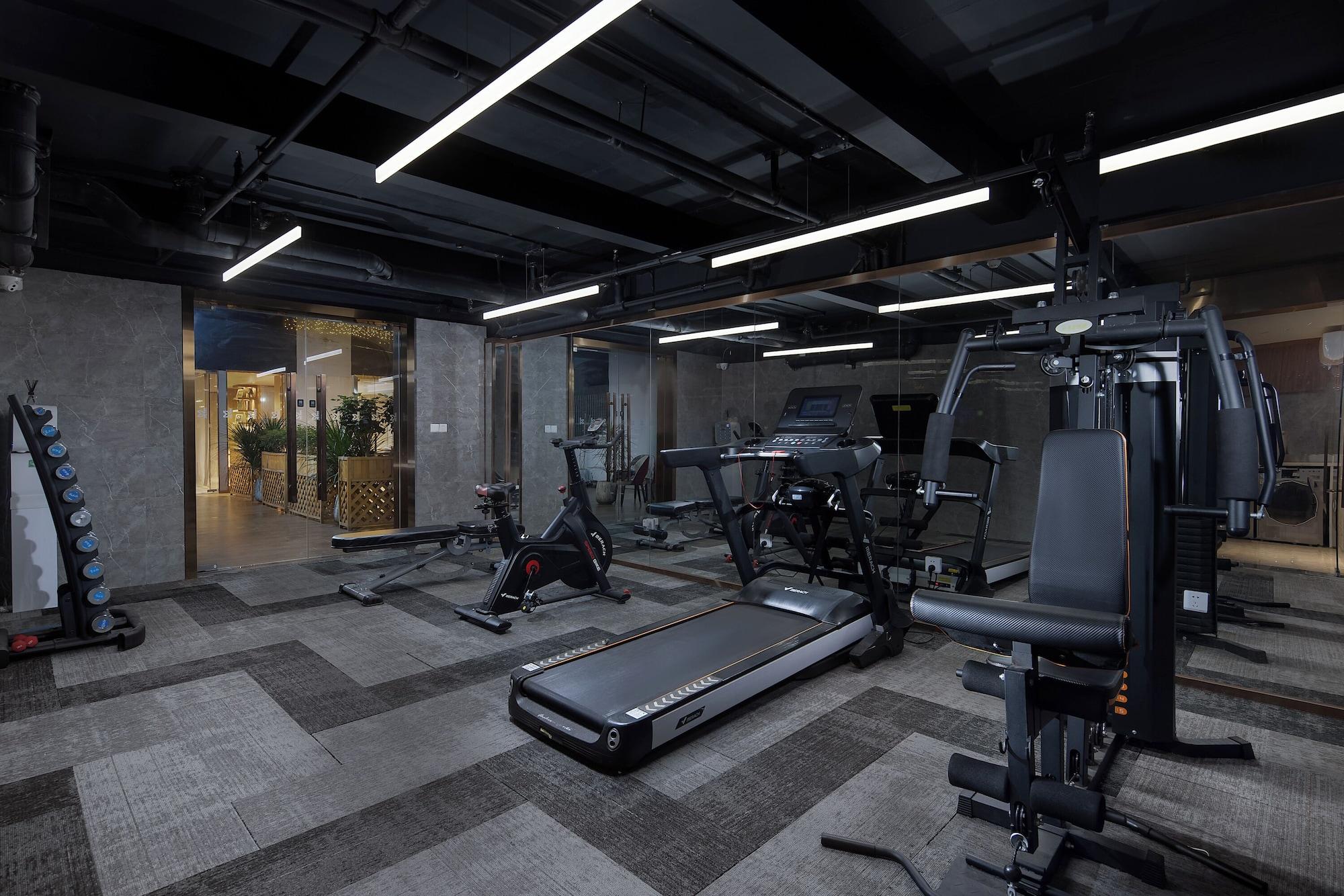 Gimnasio ECHIC Mercure International Hotel Guangzhou Railway Station Xiaobei Metro Station Branch