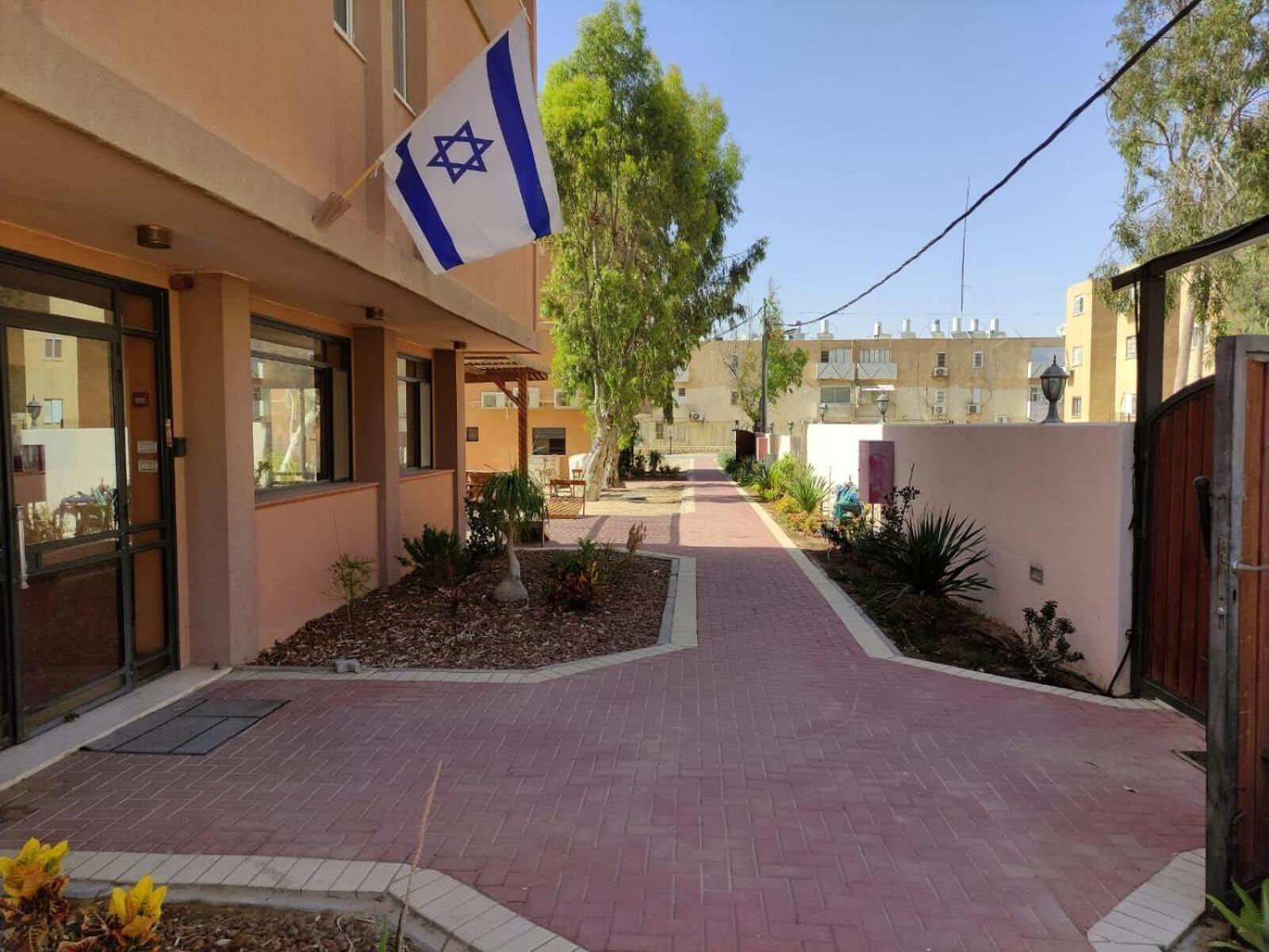 Vista Exterior Hadass Desert Inn