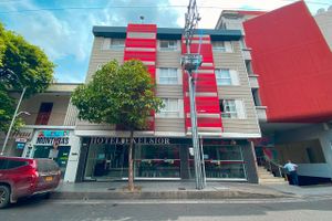 Alojamiento - Hotel Exelsior