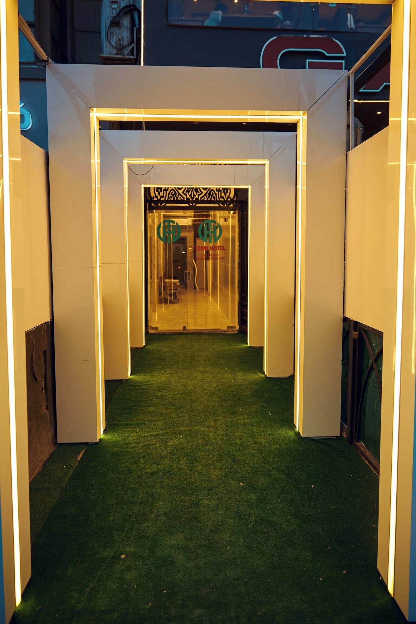 Varios Town Hotel