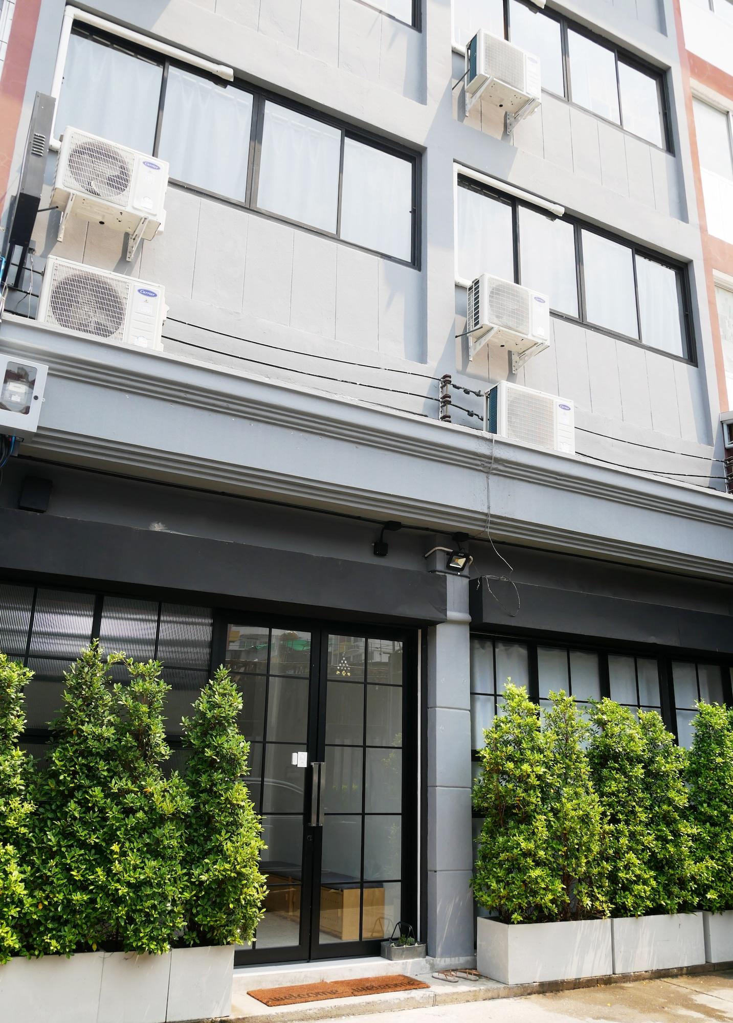 Vista Exterior The Companion - Hostel