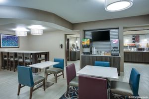 Alojamiento - La Quinta Inn & Suites by Wyndham Batavia