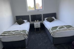 Alquiler Vacacional - City Apartment Sleeps 5 With Parking