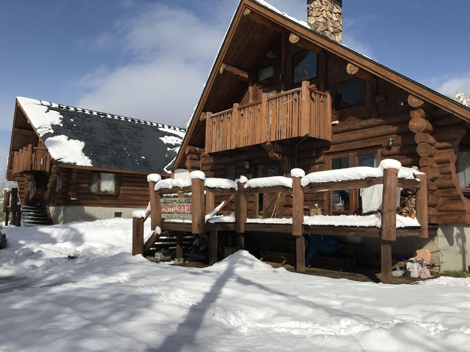 Vista Exterior Mori no Log Hotel Kamloops