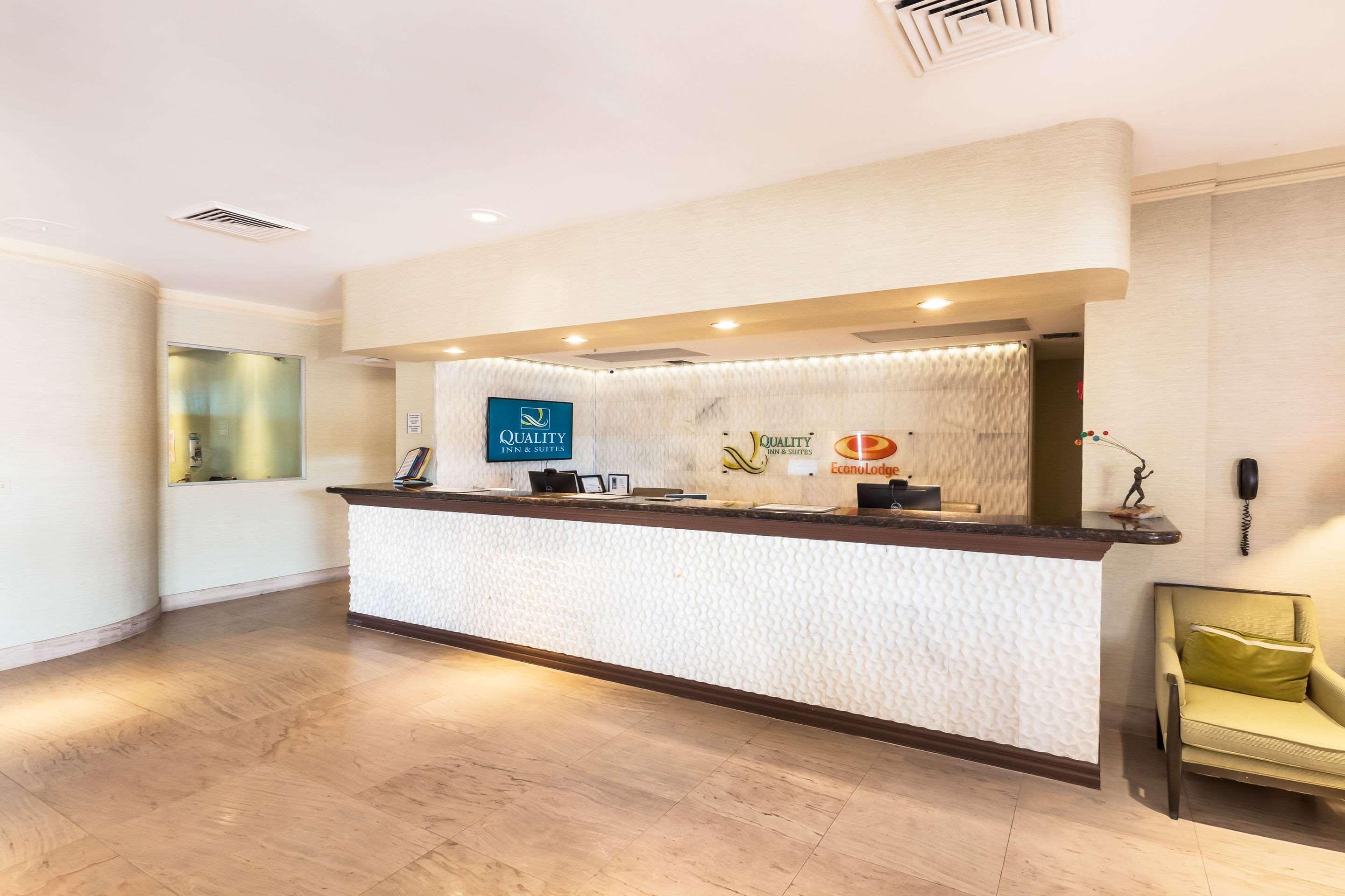 Vista Lobby Econolodge Winter Haven