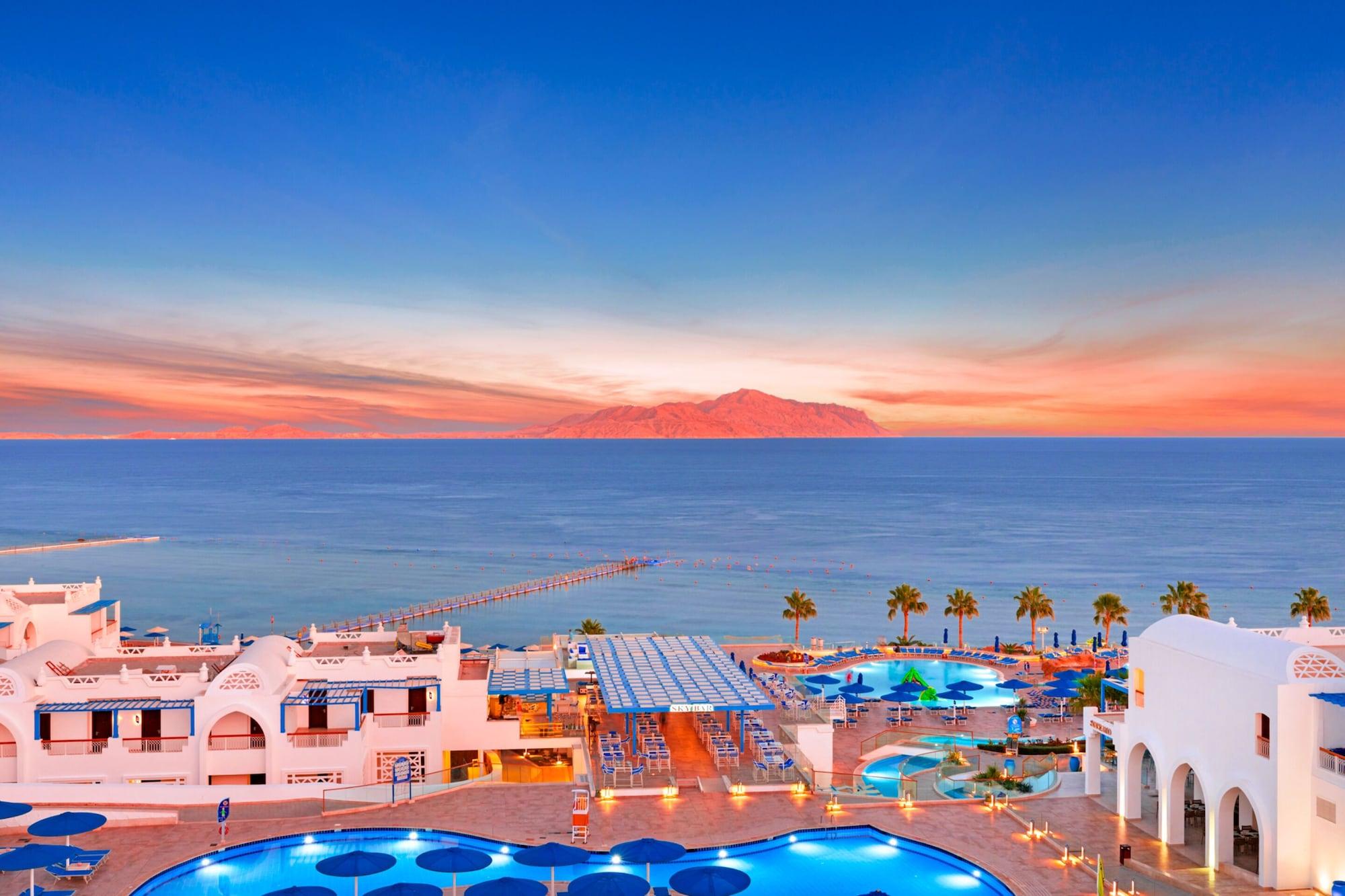 Vista Exterior Pickalbatros Palace Sharm & Aqua Park