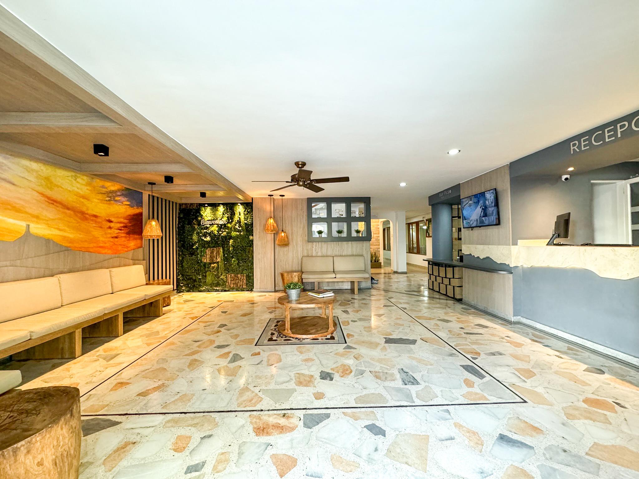 Vista Lobby Hotel Valladolid
