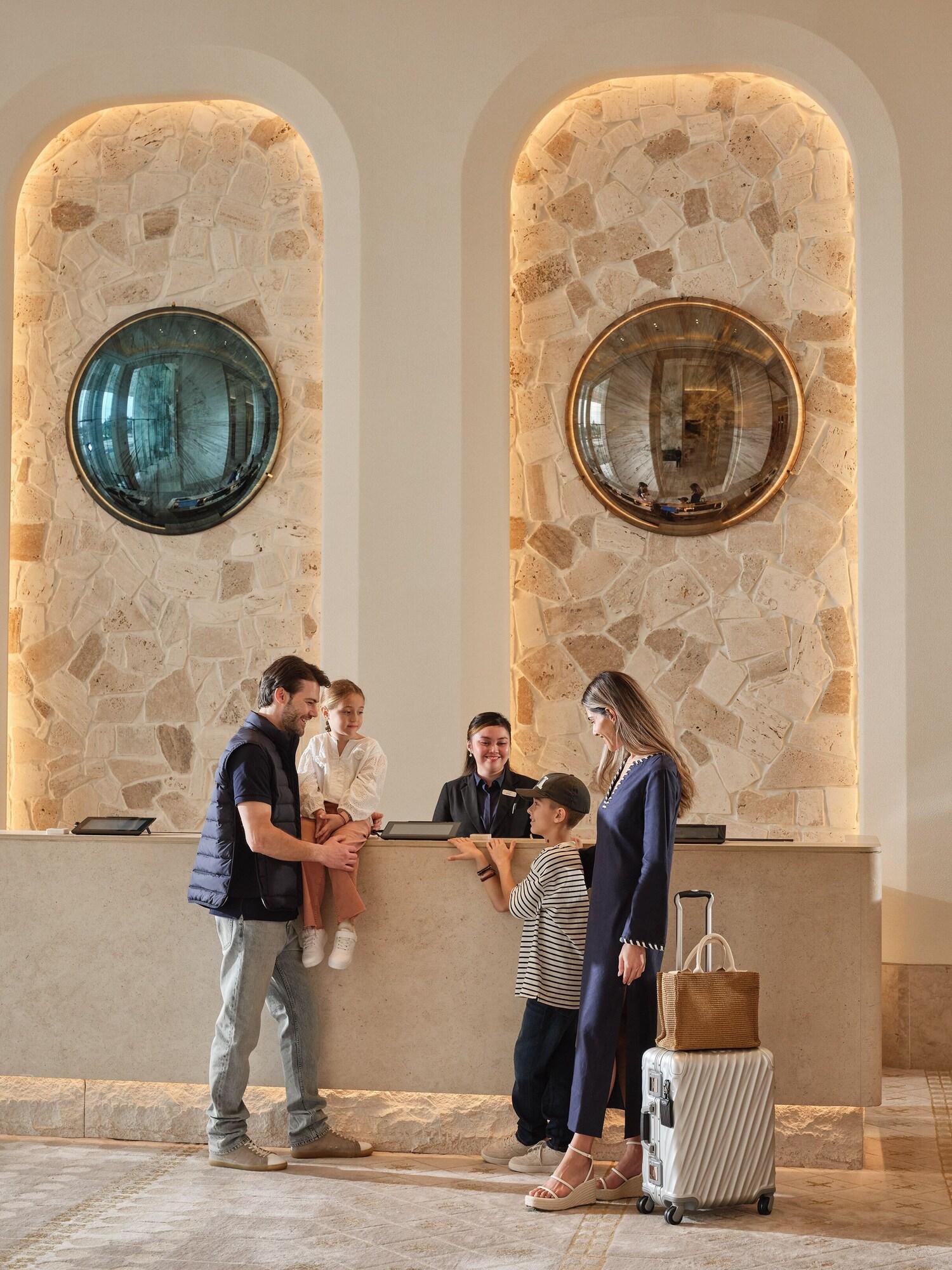 Vista Lobby City of Dreams Mediterranean - Integrated Resort, Casino & Entertainment