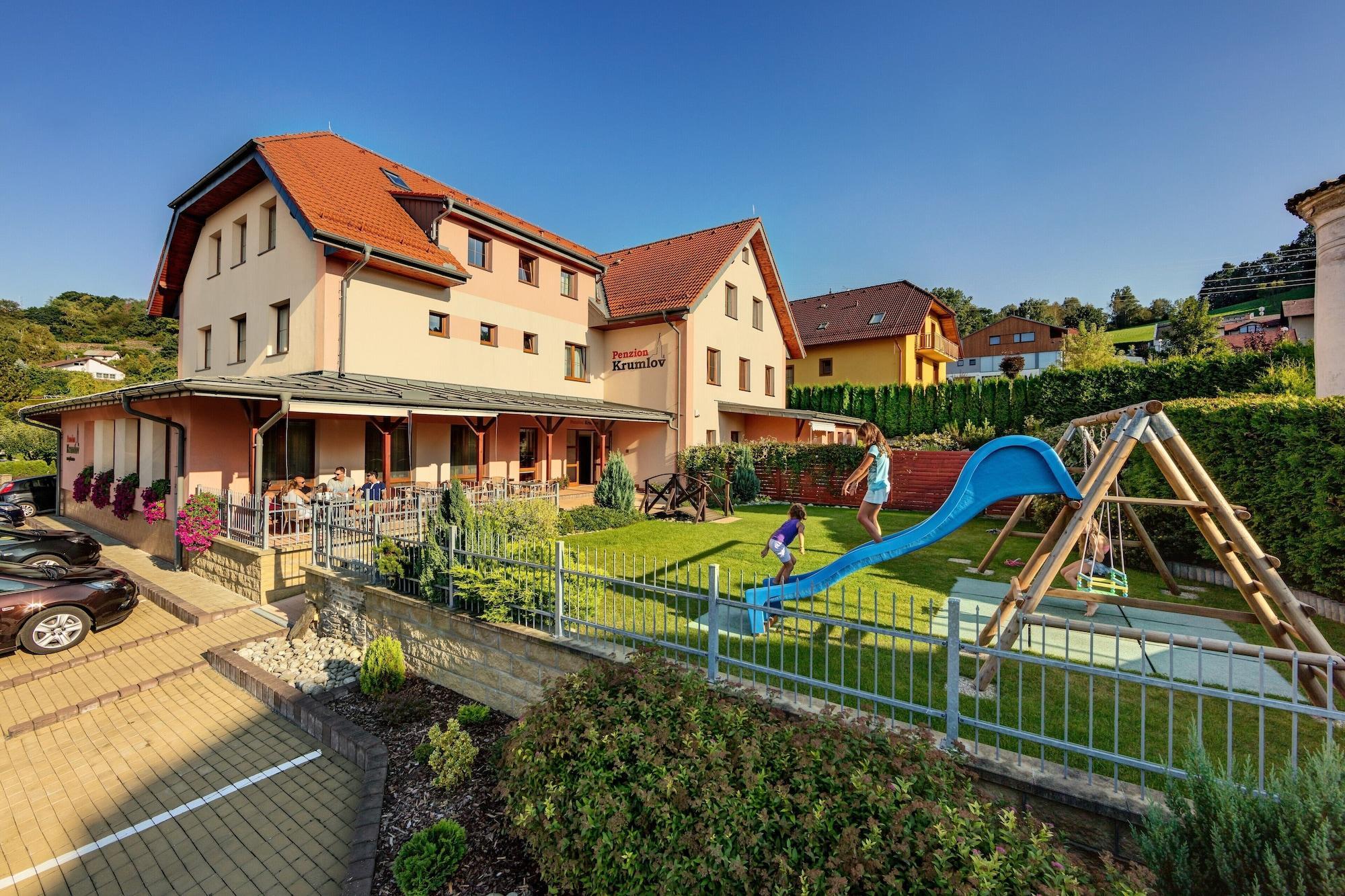 Instalaciones Recreativas Penzion Krumlov - B&B Hotel