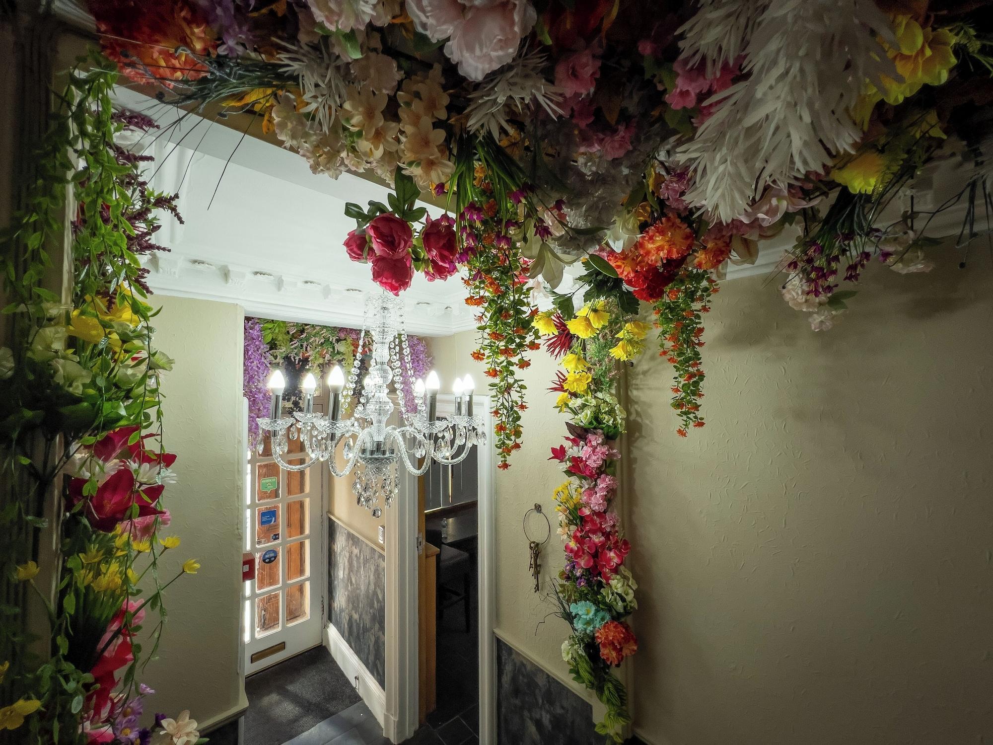 Vista Lobby The Crags Hotel