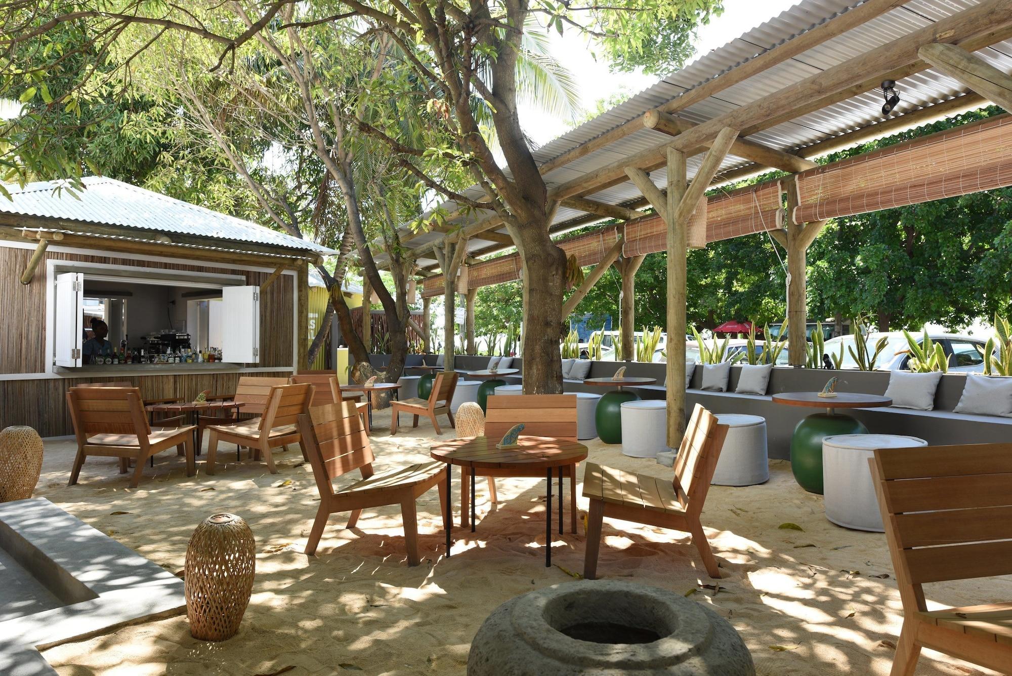 Vista Exterior Veranda Tamarin Hotel and Spa