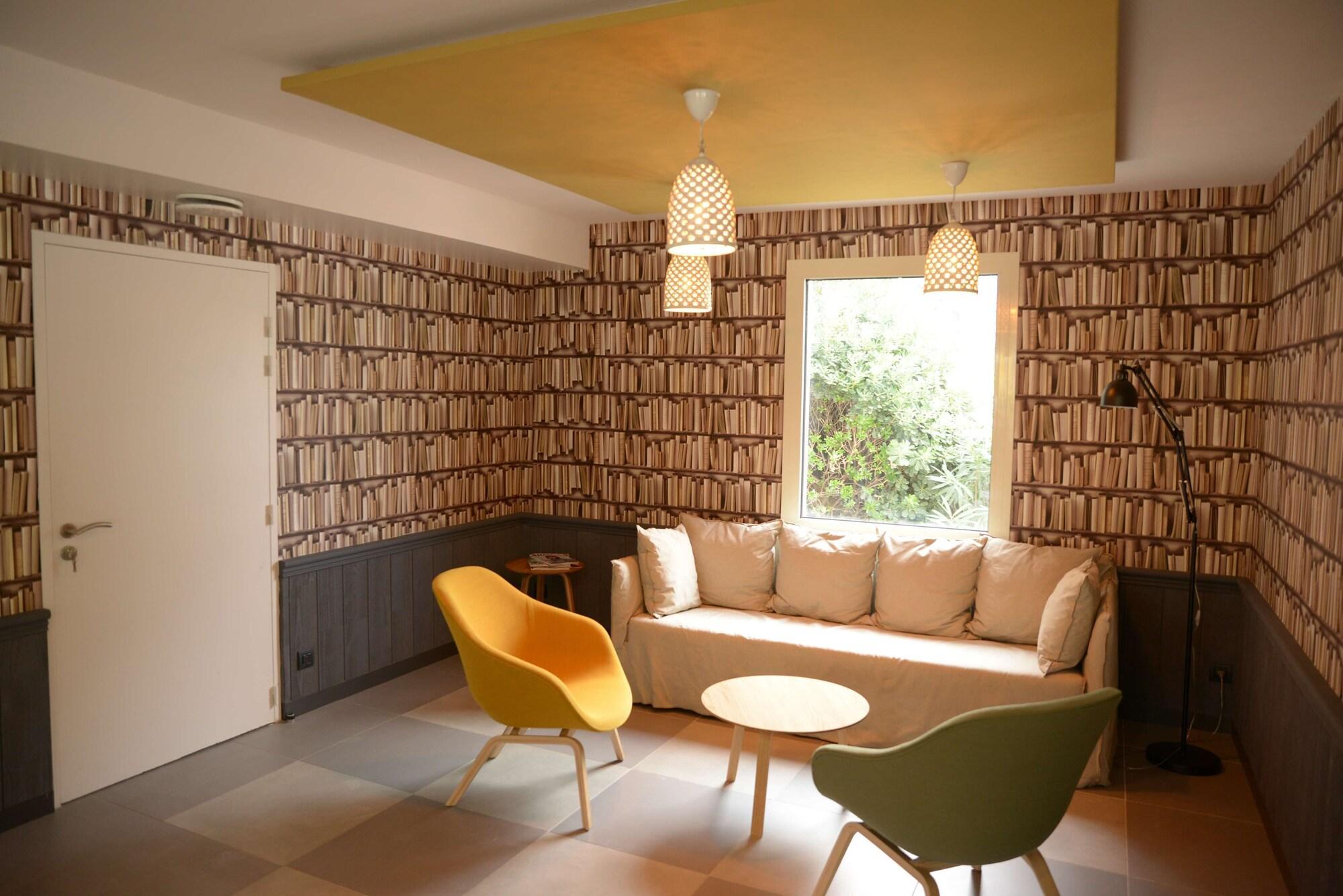 Vista Lobby Hotel Campanile Sete - Balaruc
