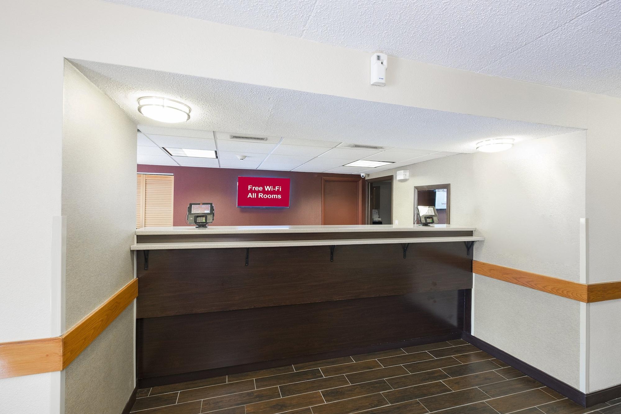 Vista Lobby Red Roof Inn Columbus - Ohio State Fairgrounds