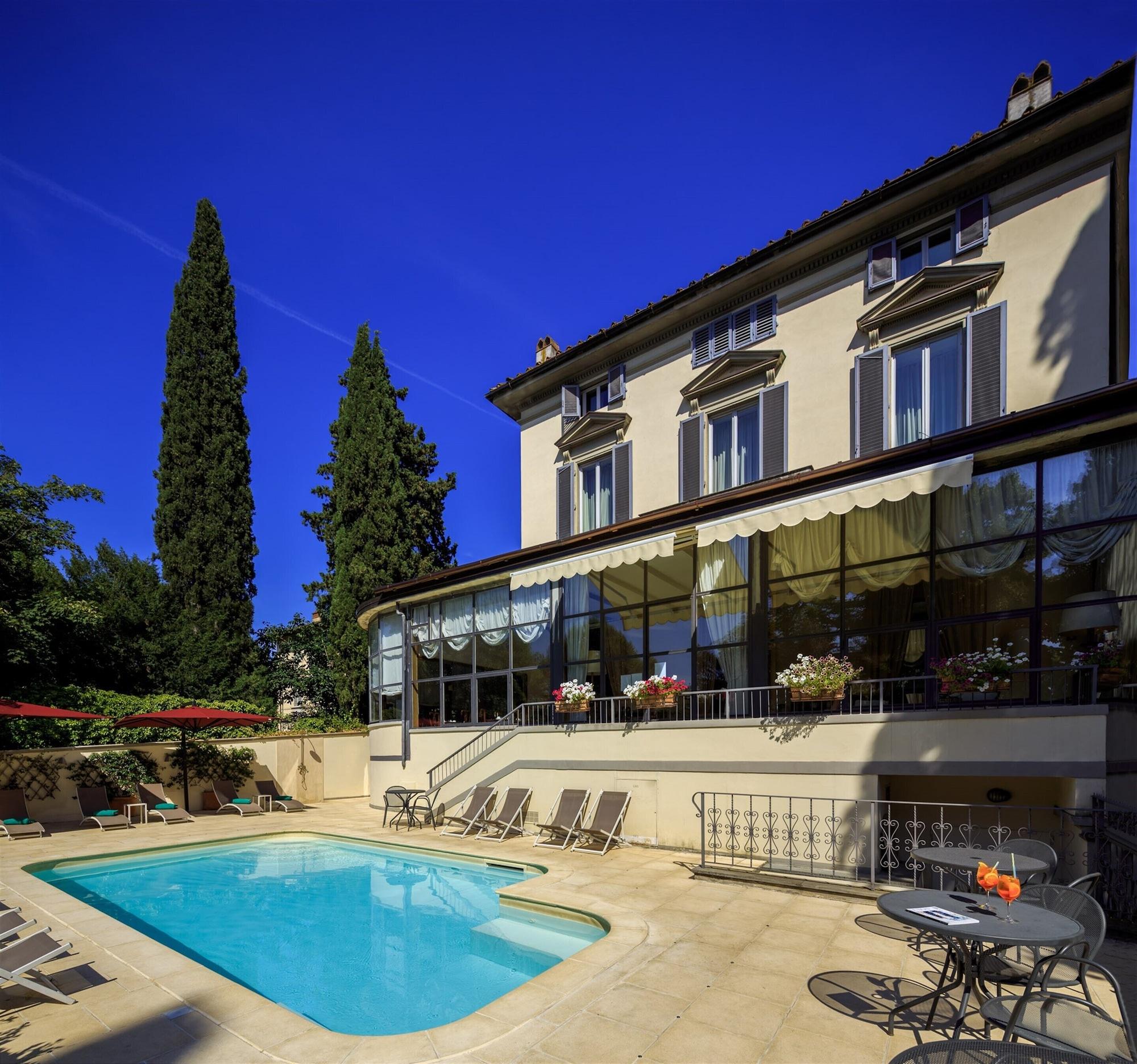 Vista Exterior Hotel Villa Carlotta