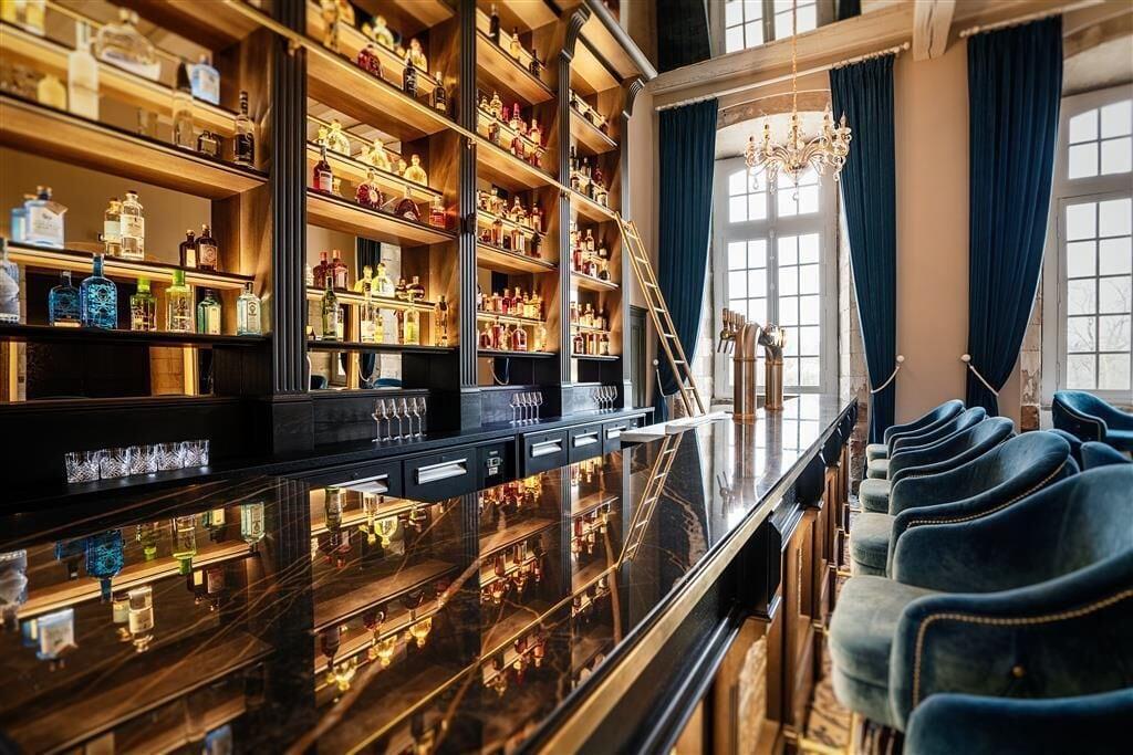 Bar/Salón Abbaye de Villeneuve